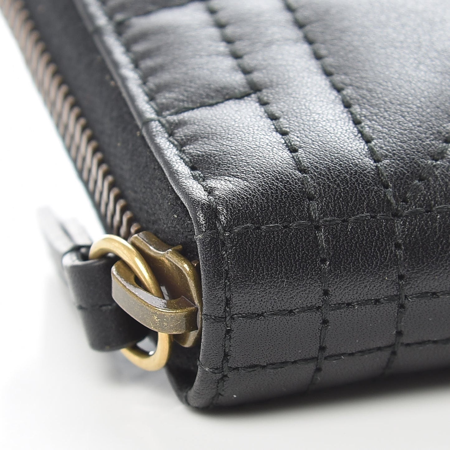 Calfskin Matelasse Pearly GG Marmont Zip Around Wallet Black