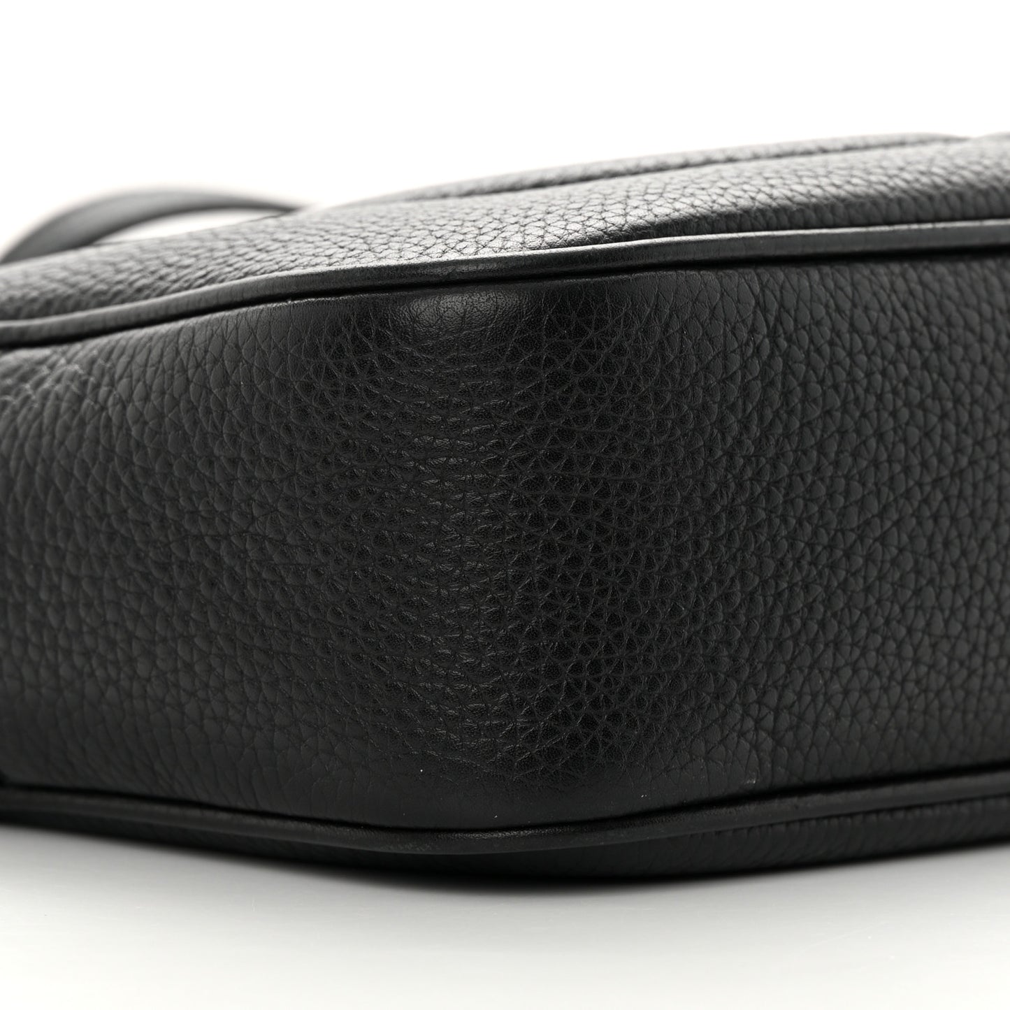 Pebbled Calfskin Small Soho Disco Bag Black