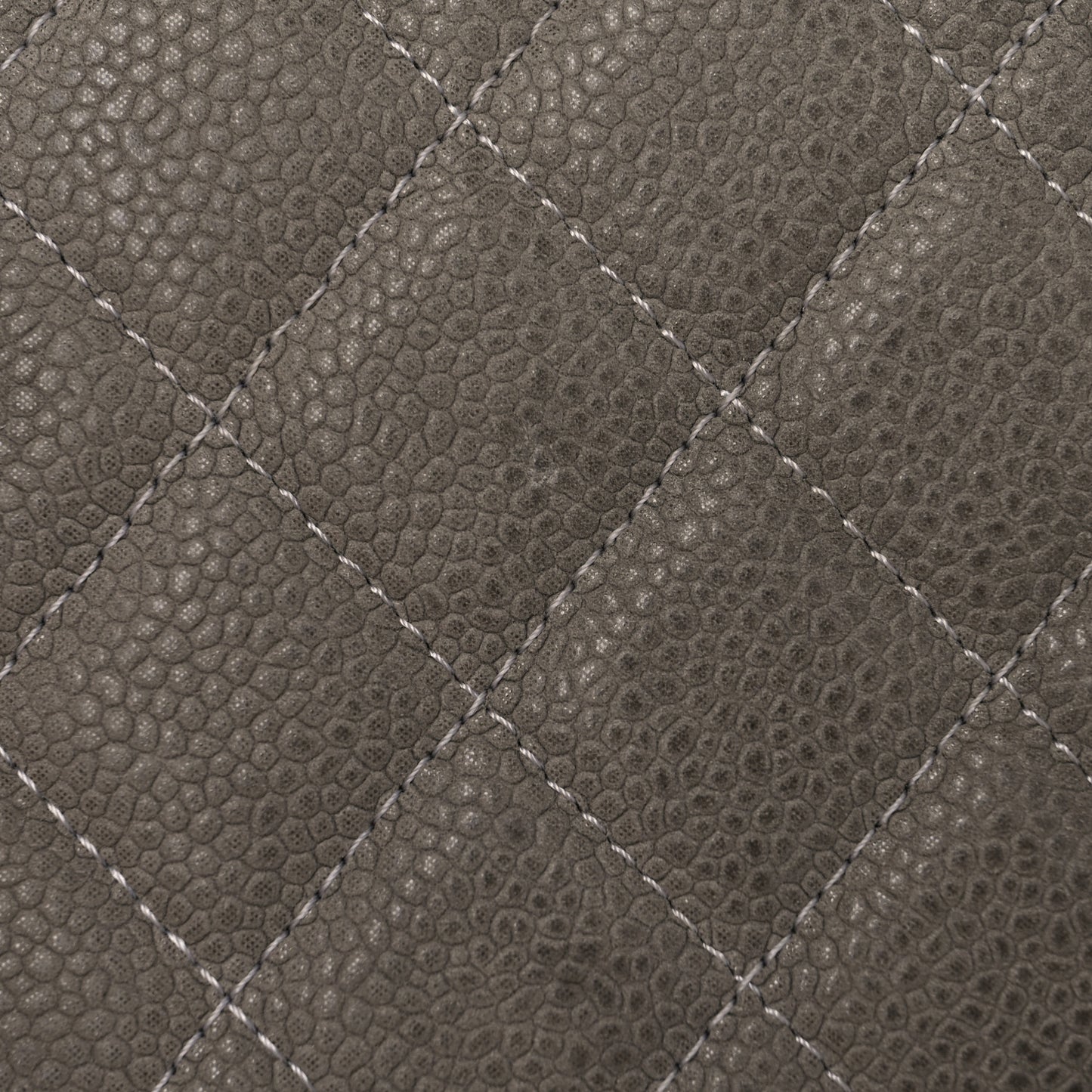 Caviar Quilted Large Gusset Zip Around Wallet Grey