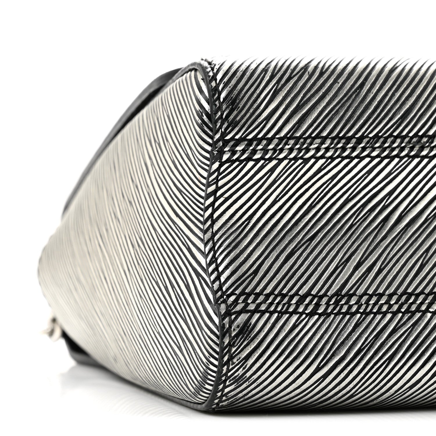 Louis Vuitton Epi Twist Shoulder Bag MM Argent 9 of 13