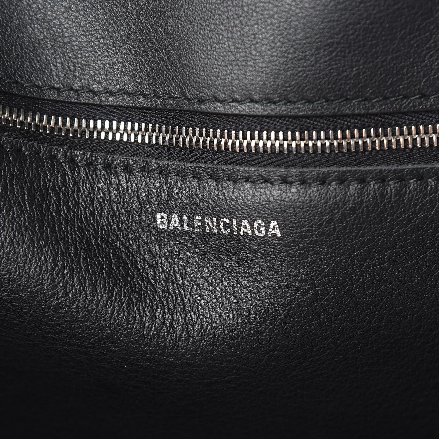 Balenciaga Veau Papier B4 Zip Around Tote Black 7 of 14