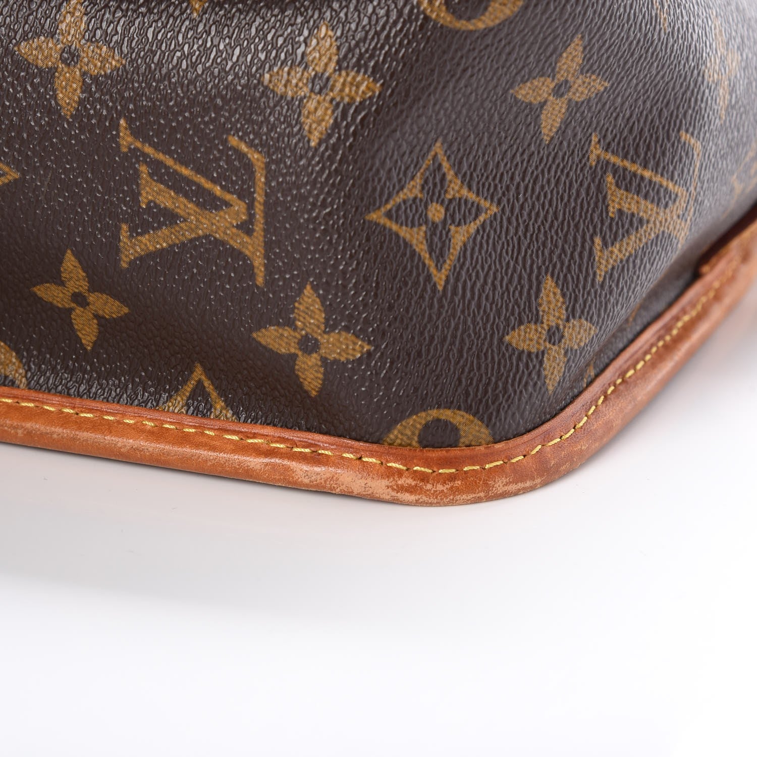 Louis Vuitton Monogram Sologne 13 of 13