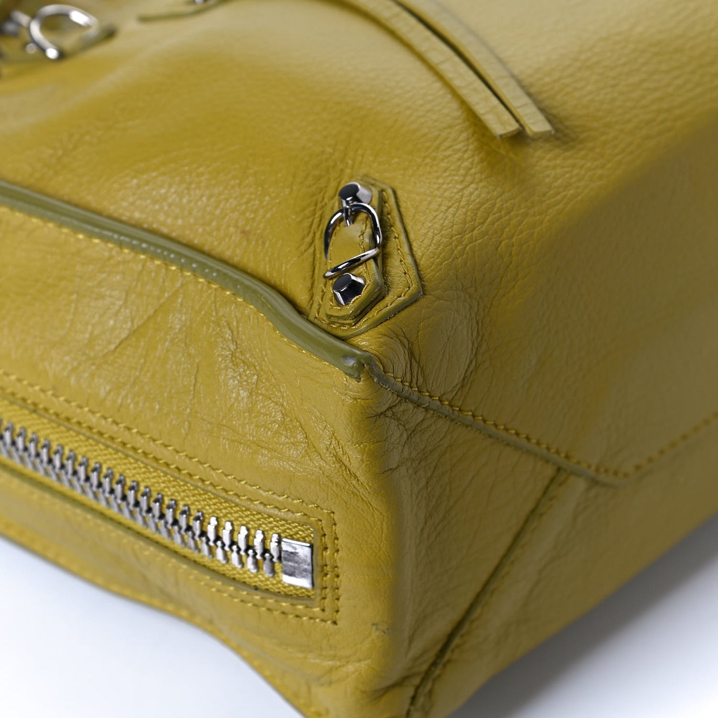 Veau Papier A4 Zip Around Tote Jaune Epi