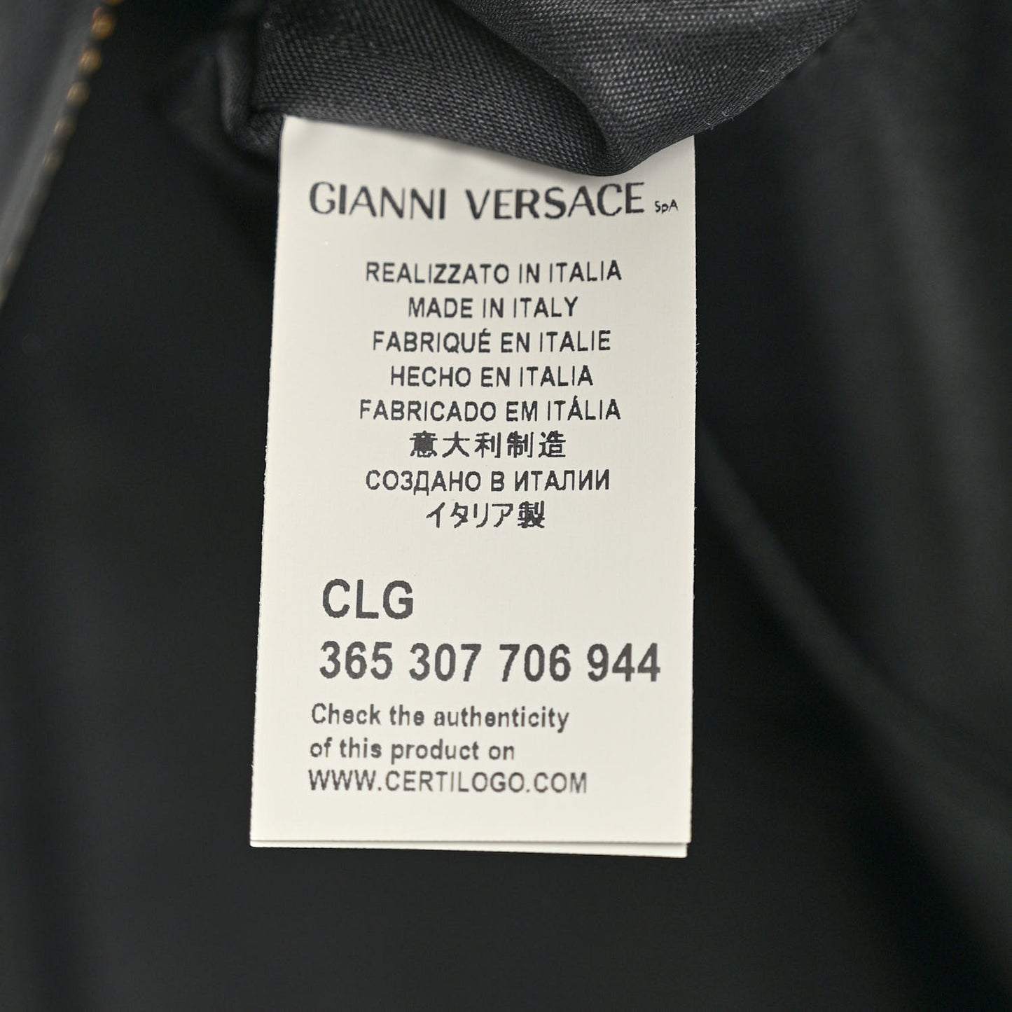 Vitello Calfskin Signature Tote Black