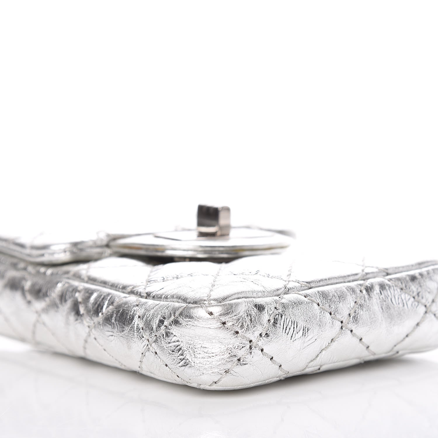 Chanel Metallic Aged Calfskin Quilted 2.55 Reissue Phone Case Silver 5 of 9