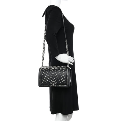 Chanel Calfskin Pearl Chevron Medium Boy Flap Black 2 of 10