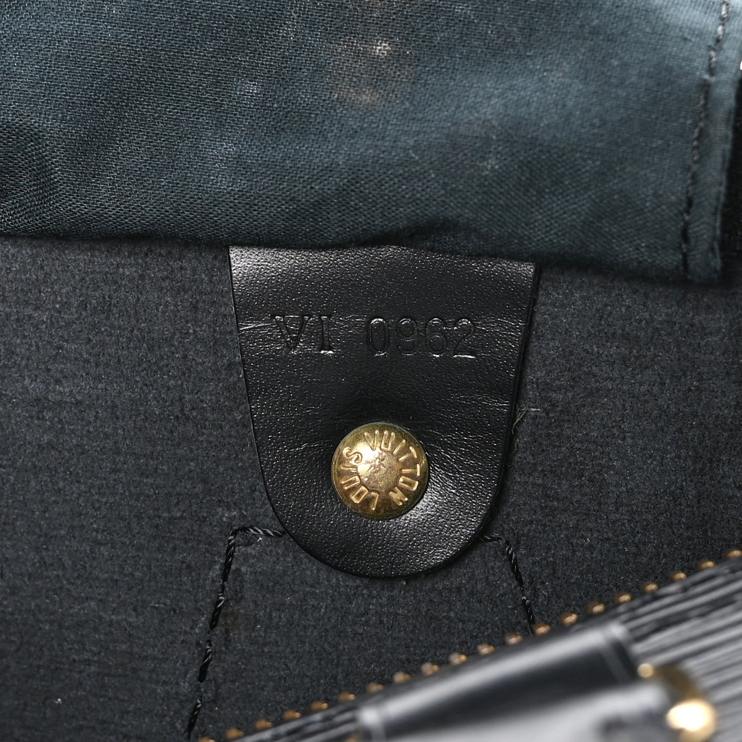 Louis Vuitton Epi Speedy 30 Black 6 of 14