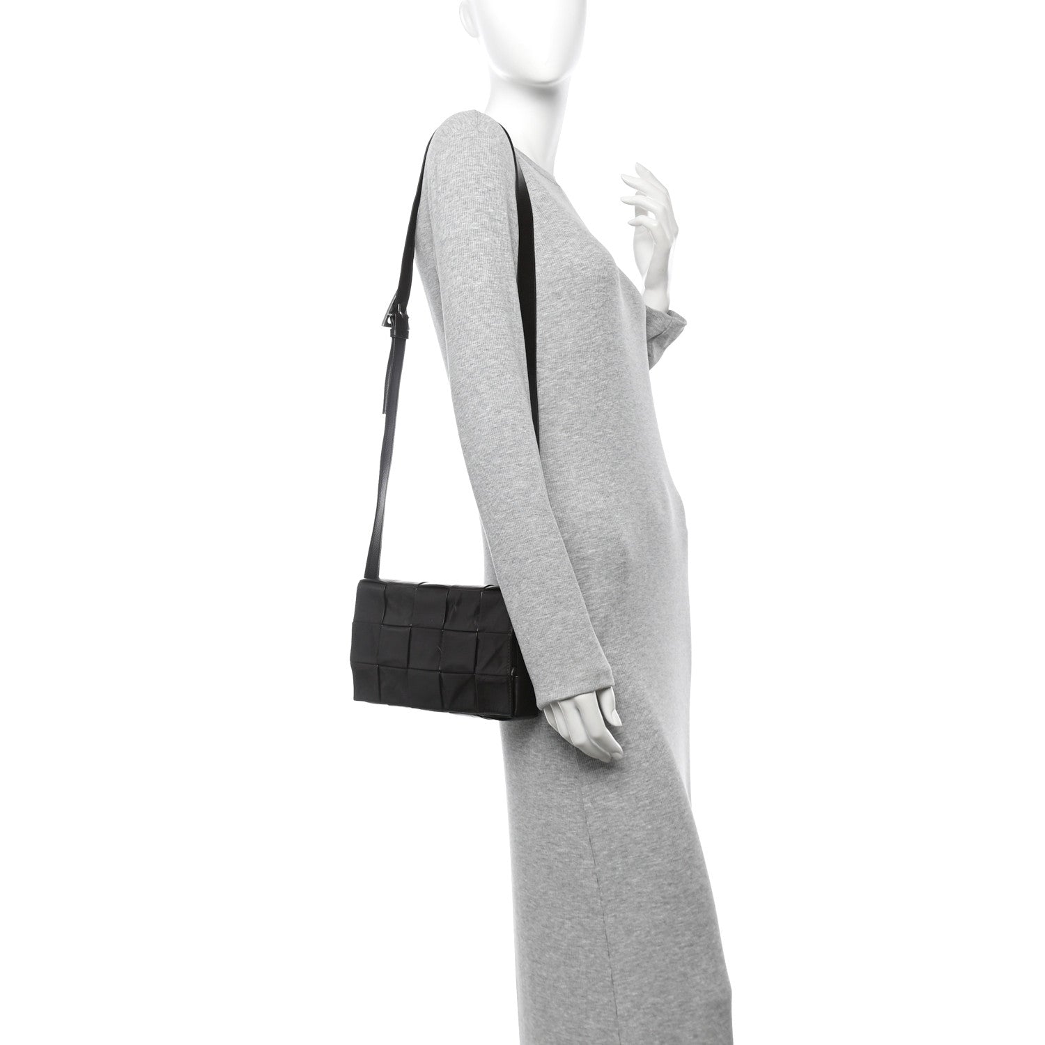 Bottega Veneta Paper Calfskin Maxi Intreccio Cassette Crossbody Bag Fondant 2 of 10