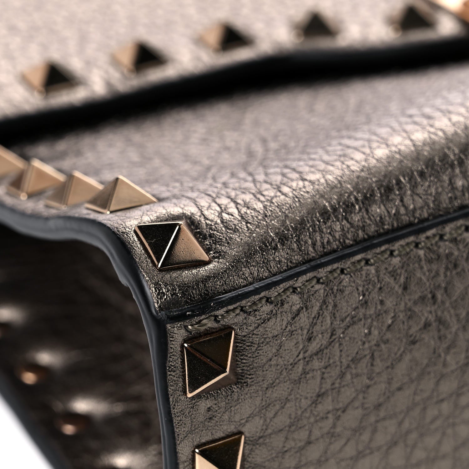 Valentino Garavani Metallic Pebbled Calfskin Medium Rockstud Flip Lock Crossbody Bag Sasso 8 of 14