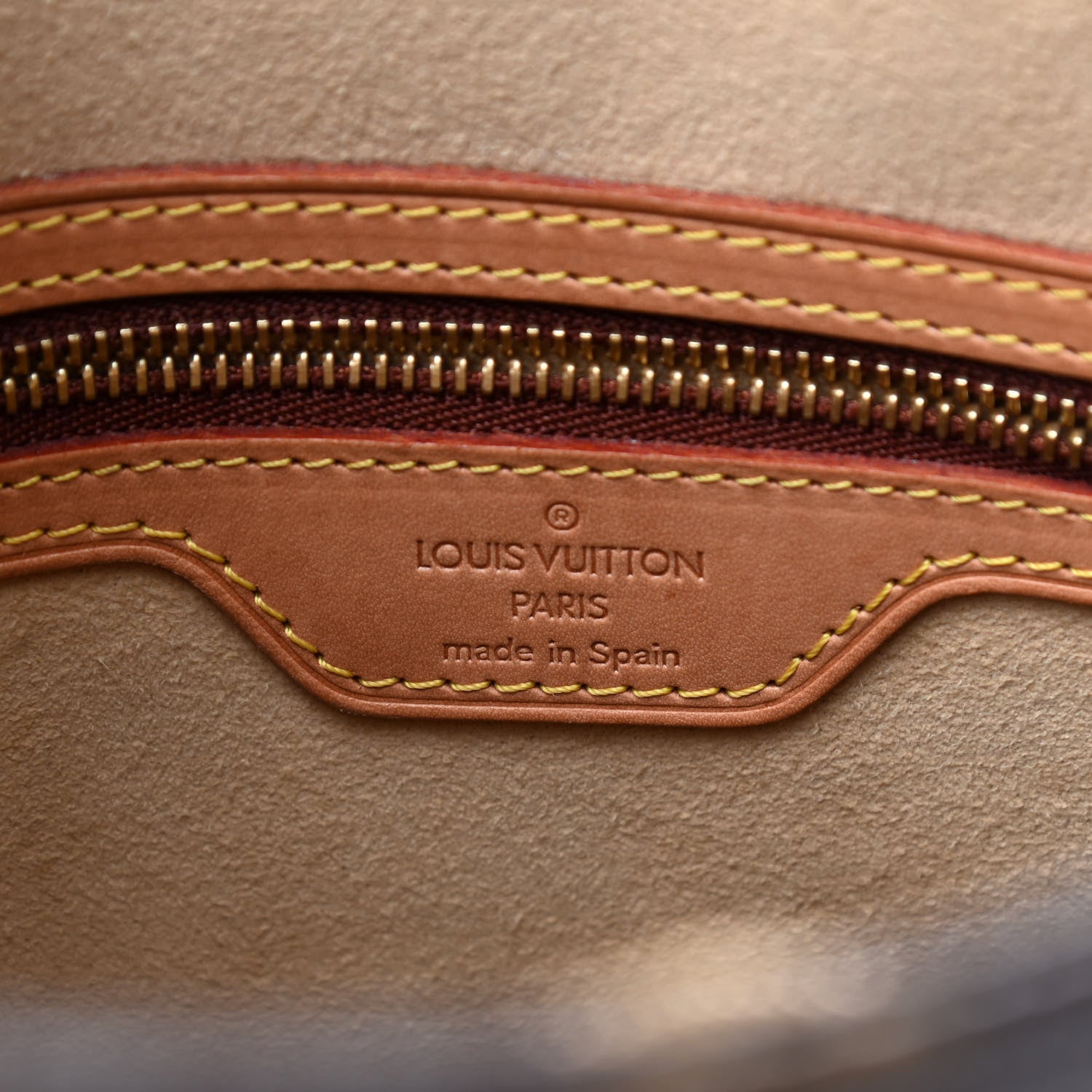 Louis Vuitton Monogram Looping GM 6 of 10