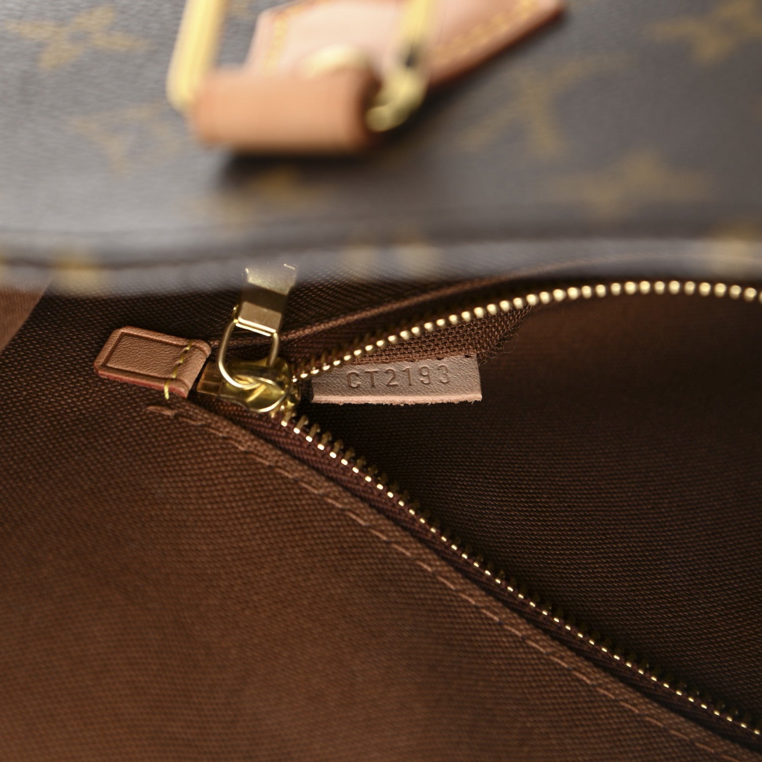 Louis Vuitton Monogram Sac Plat PM 7 of 15