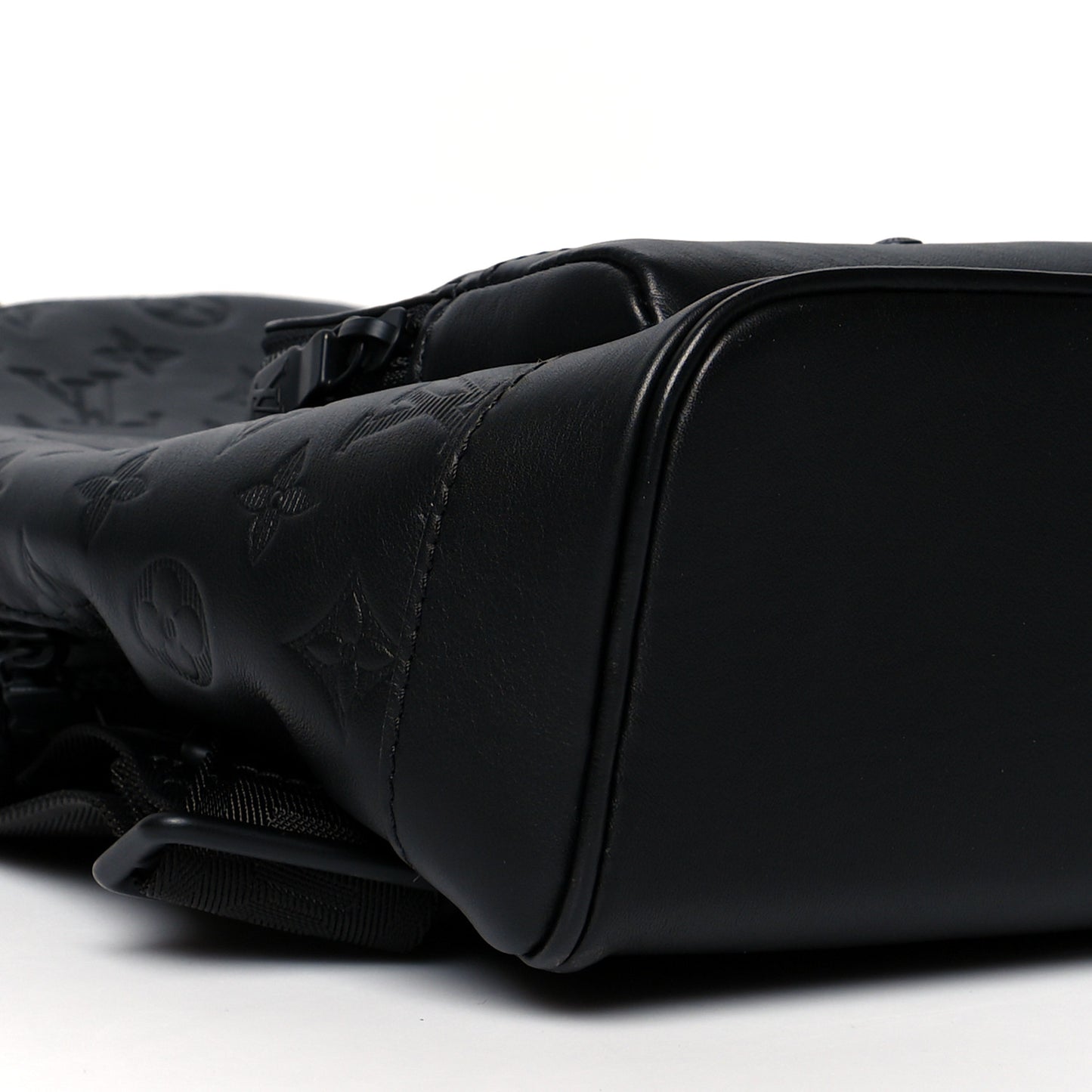 Monogram Shadow Racer Slingbag Black