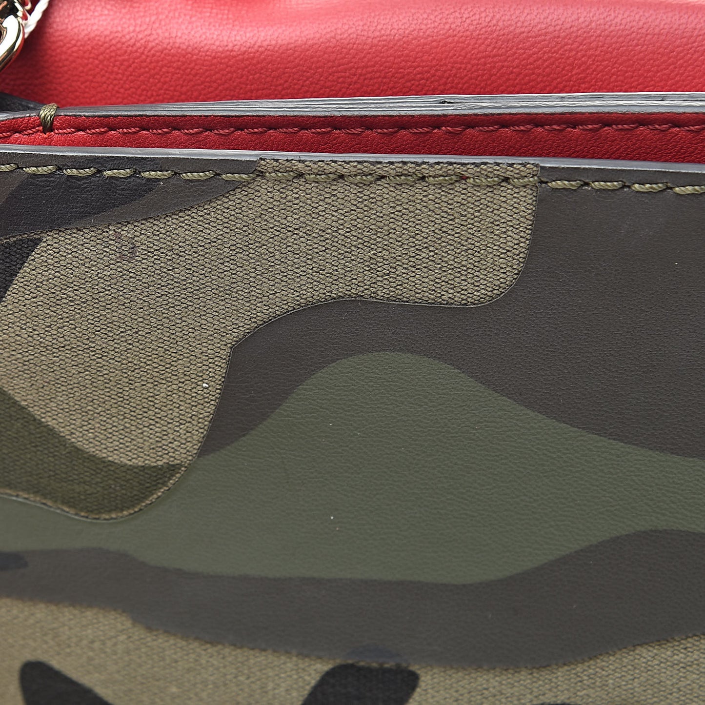 Nappa Canvas Camouflage Rockstud Wristlet Clutch Verde Rouge