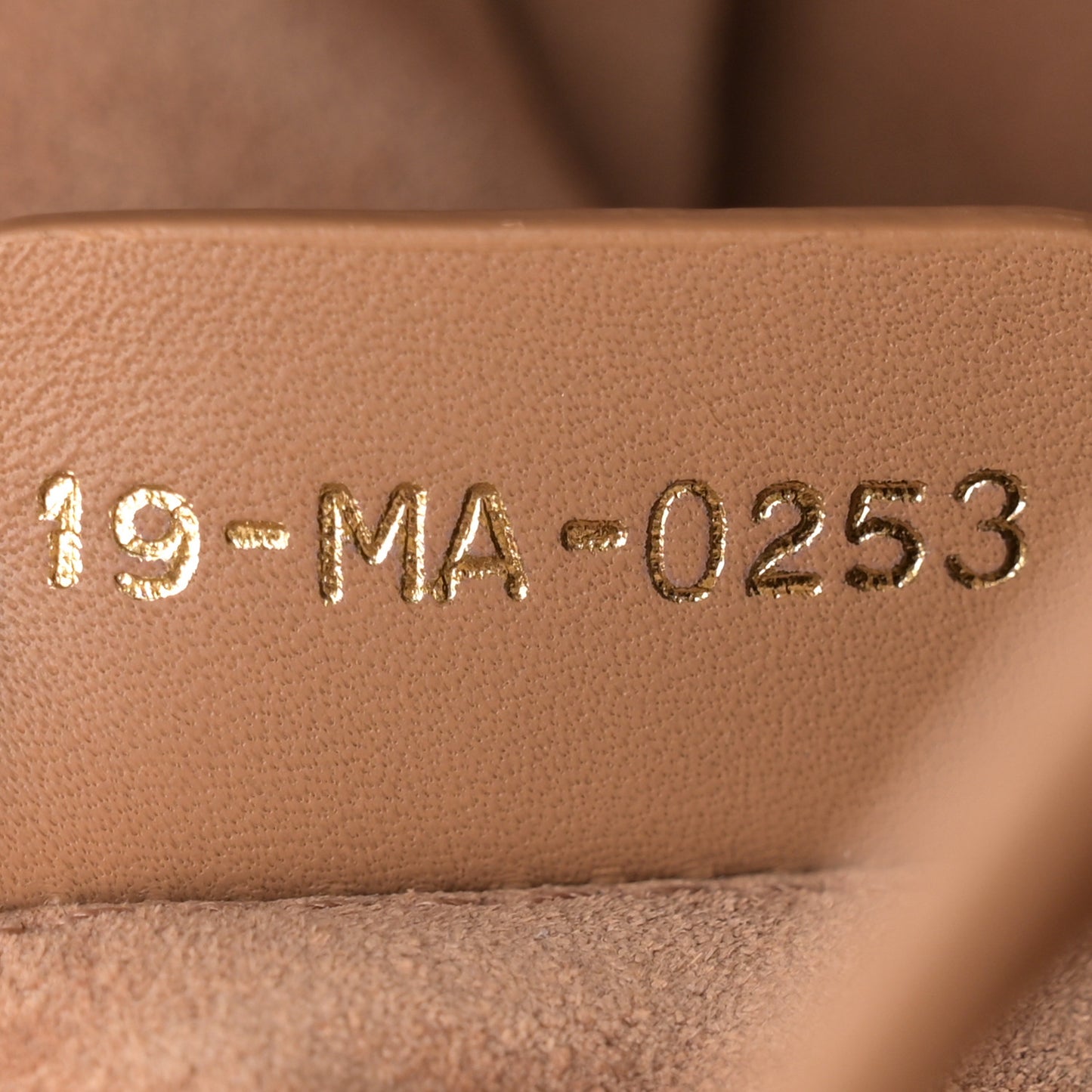Calfskin Macrocannage Large Toujours Tan