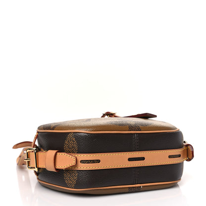 Louis Vuitton Reverse Monogram Giant Boite Chapeau Souple 4 of 10