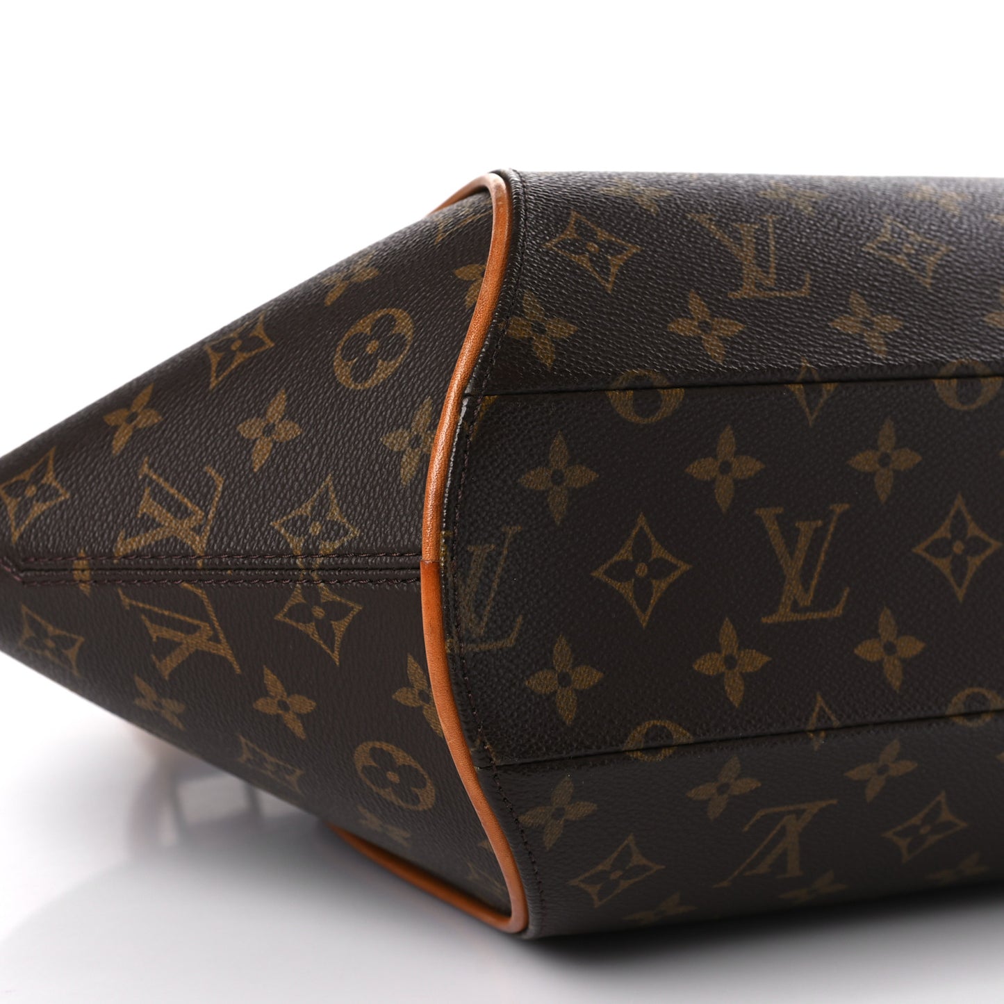 Monogram Ellipse MM
