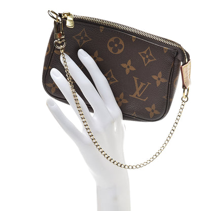 Louis Vuitton Monogram Mini Pochette Accessories 2 of 8
