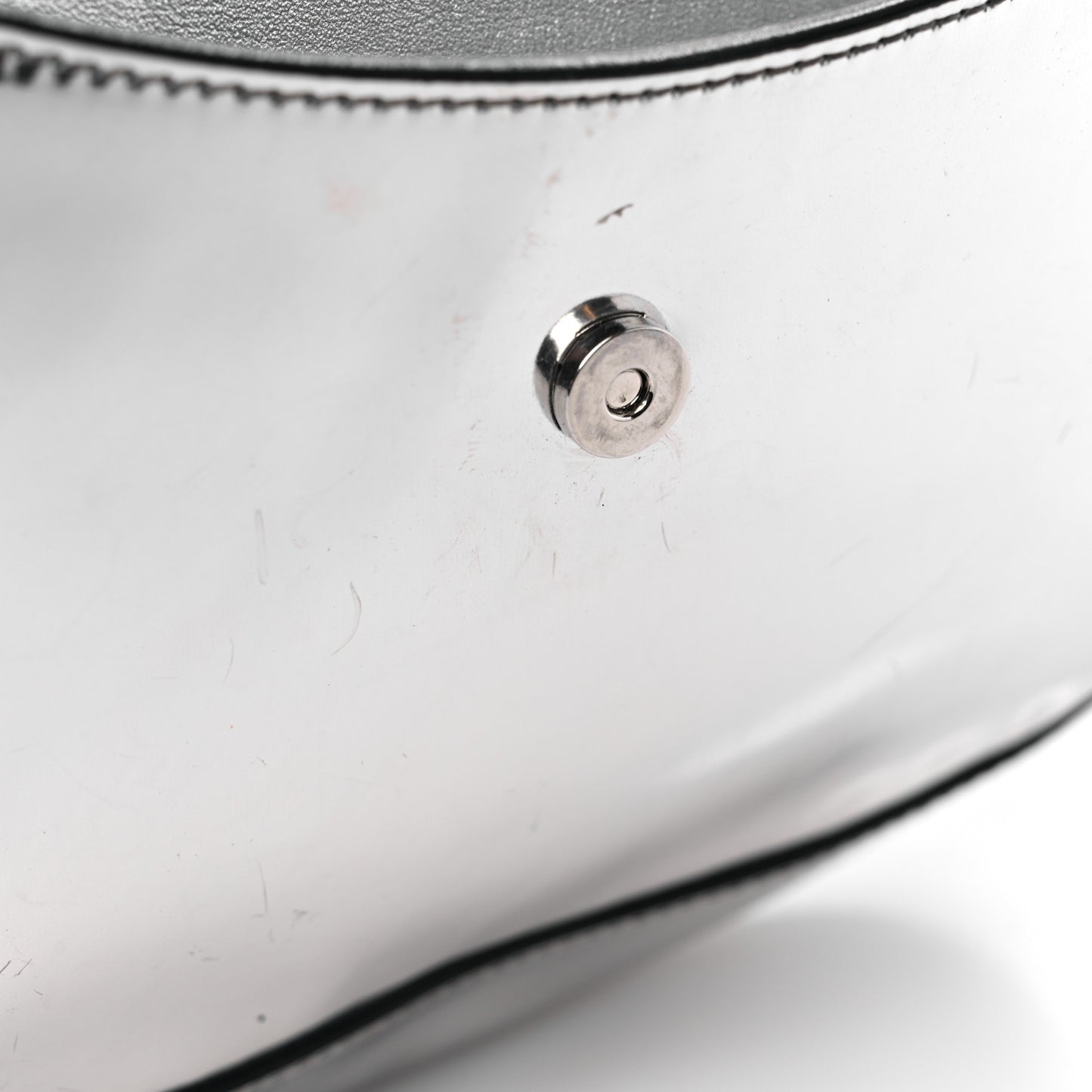 Spazzolato Cleo Flap Shoulder Bag Argento