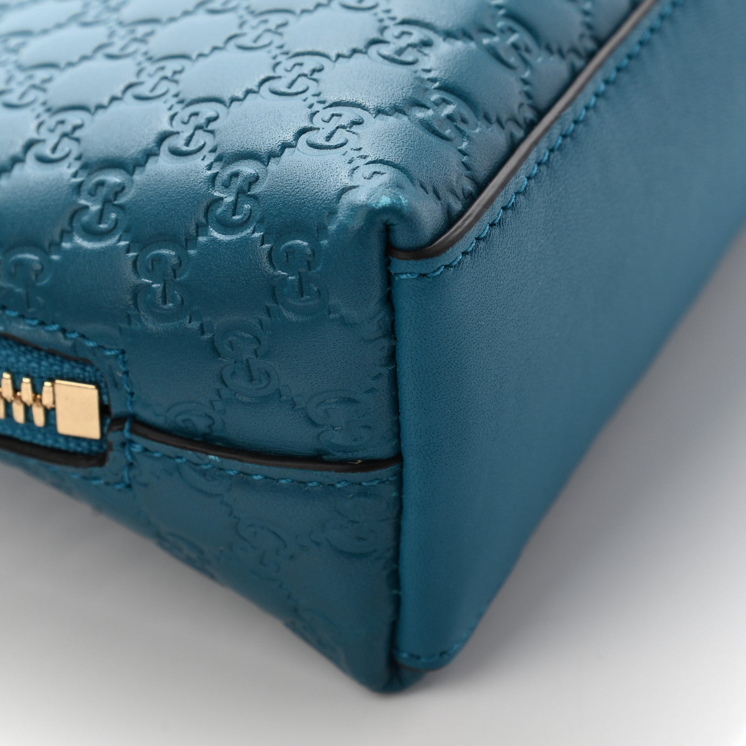 Gucci Microguccissima GG Cosmetic Case Deep Cobalt 10 of 11