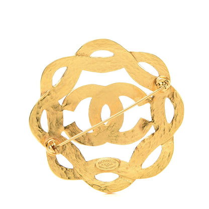 Chanel CC Brooch Gold 3 of 4