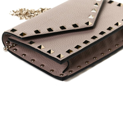 Valentino Garavani Pebbled Calfskin Rockstud Envelope Wallet on Chain Poudre 13 of 14
