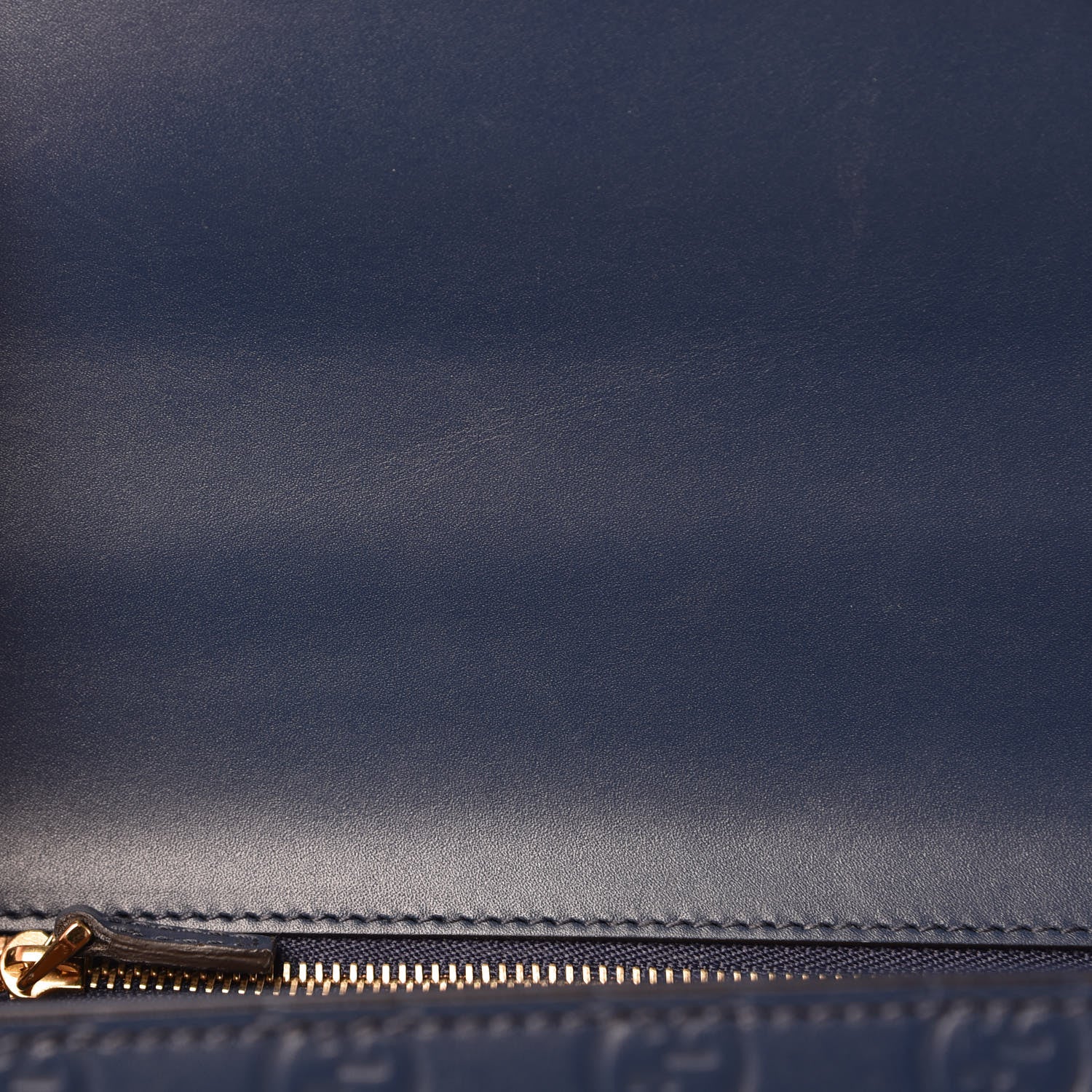 Gucci Guccissima Medium Padlock Shoulder Bag Blue Agata 15 of 18