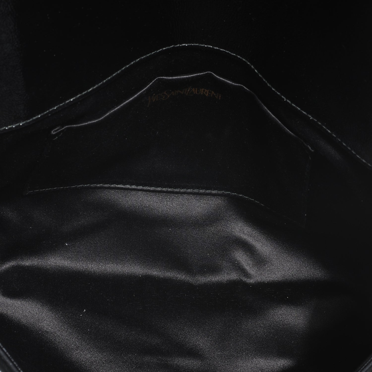Saint Laurent Textured Patent Monogram Large Belle De Jour Clutch Black 5 of 7