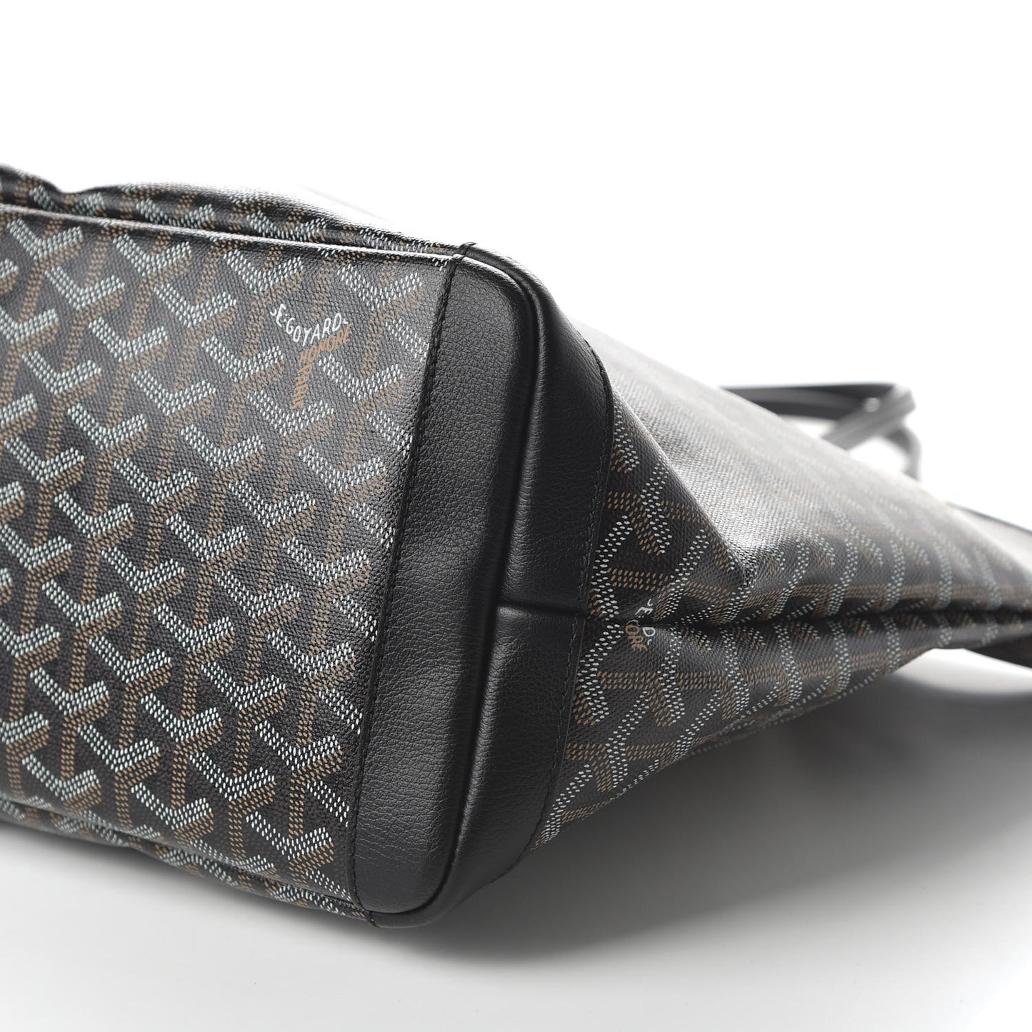 Goyardine Artois MM Black