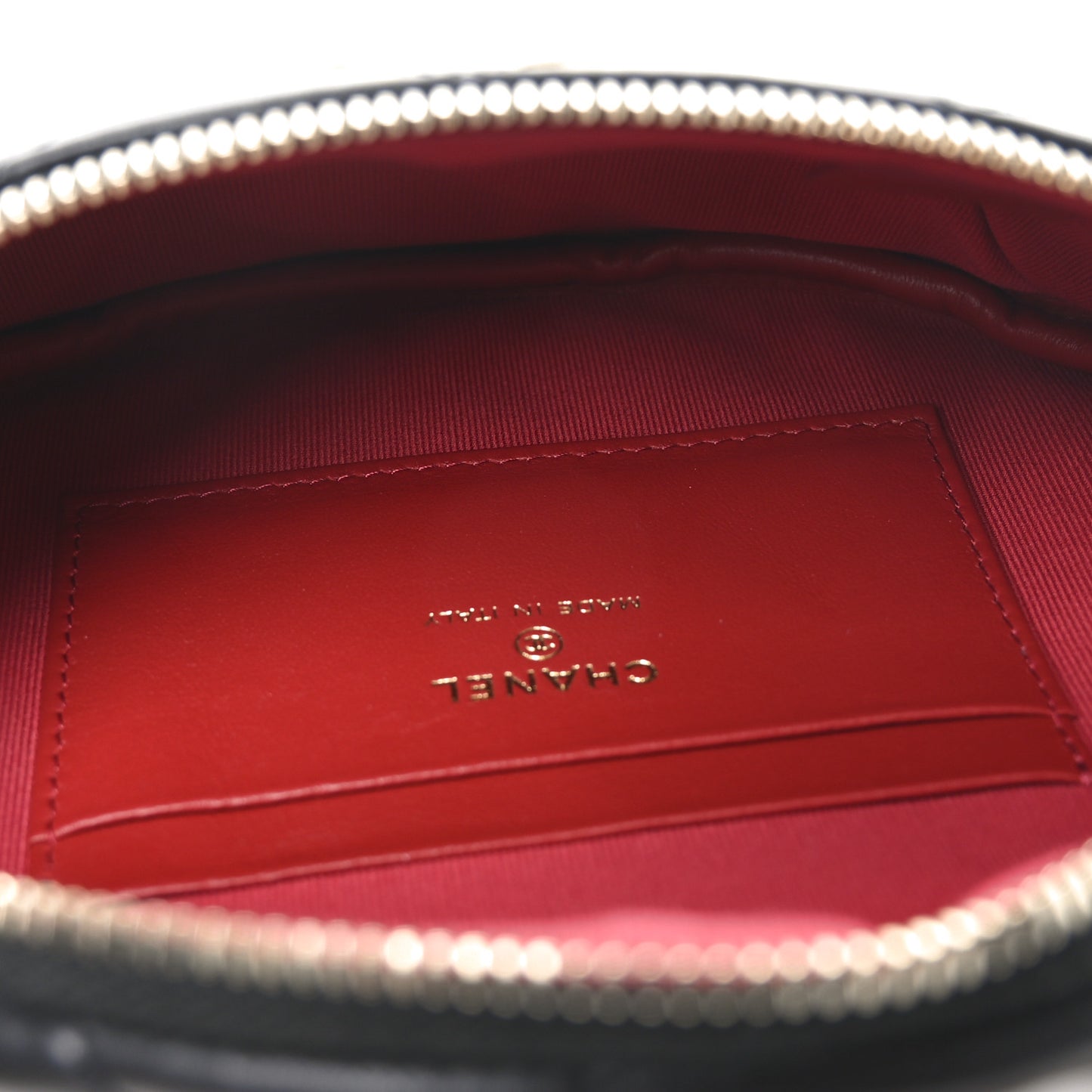 Lambskin Quilted Pearl Crush Belt Bag Black