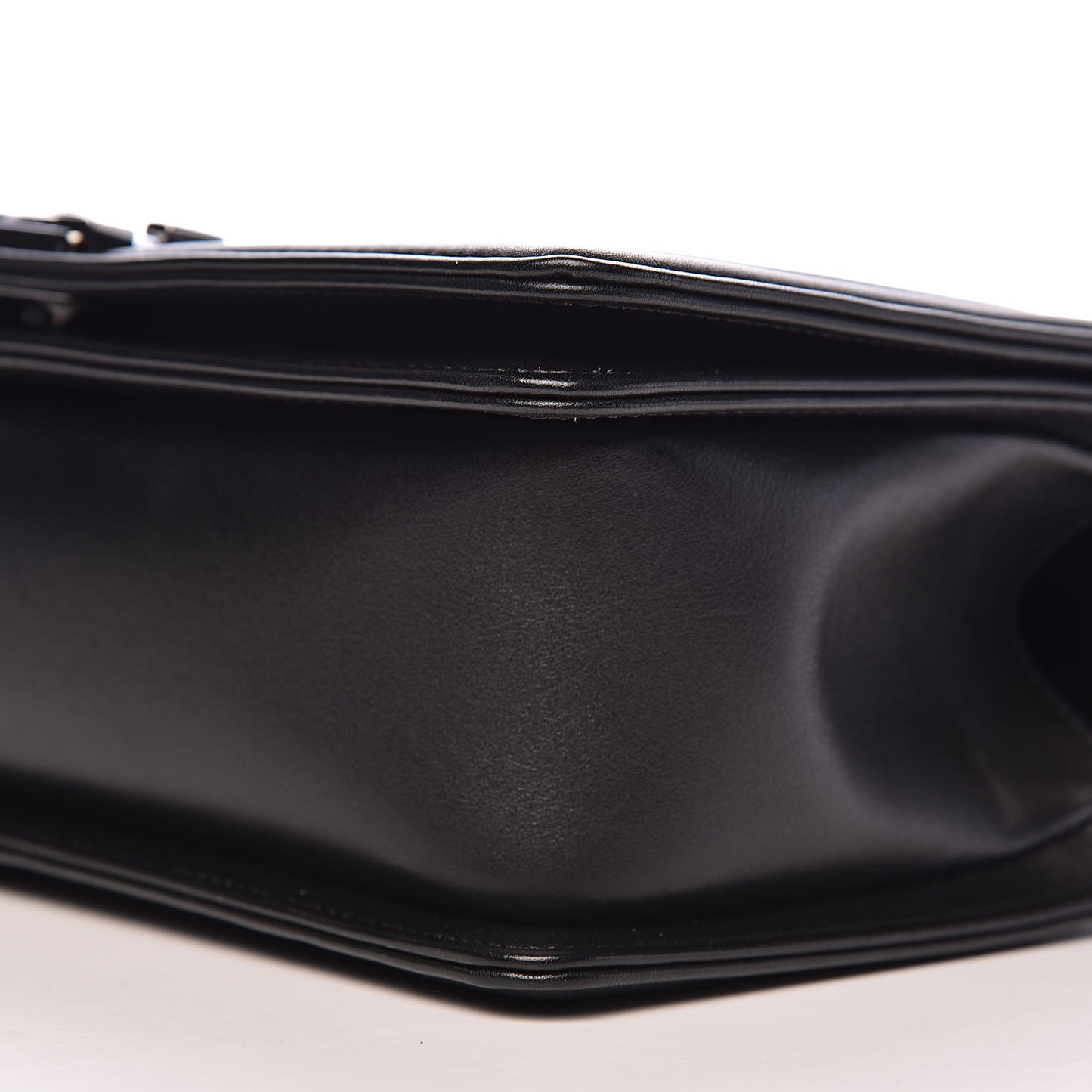 Calfskin Chevron Medium Boy Flap Black