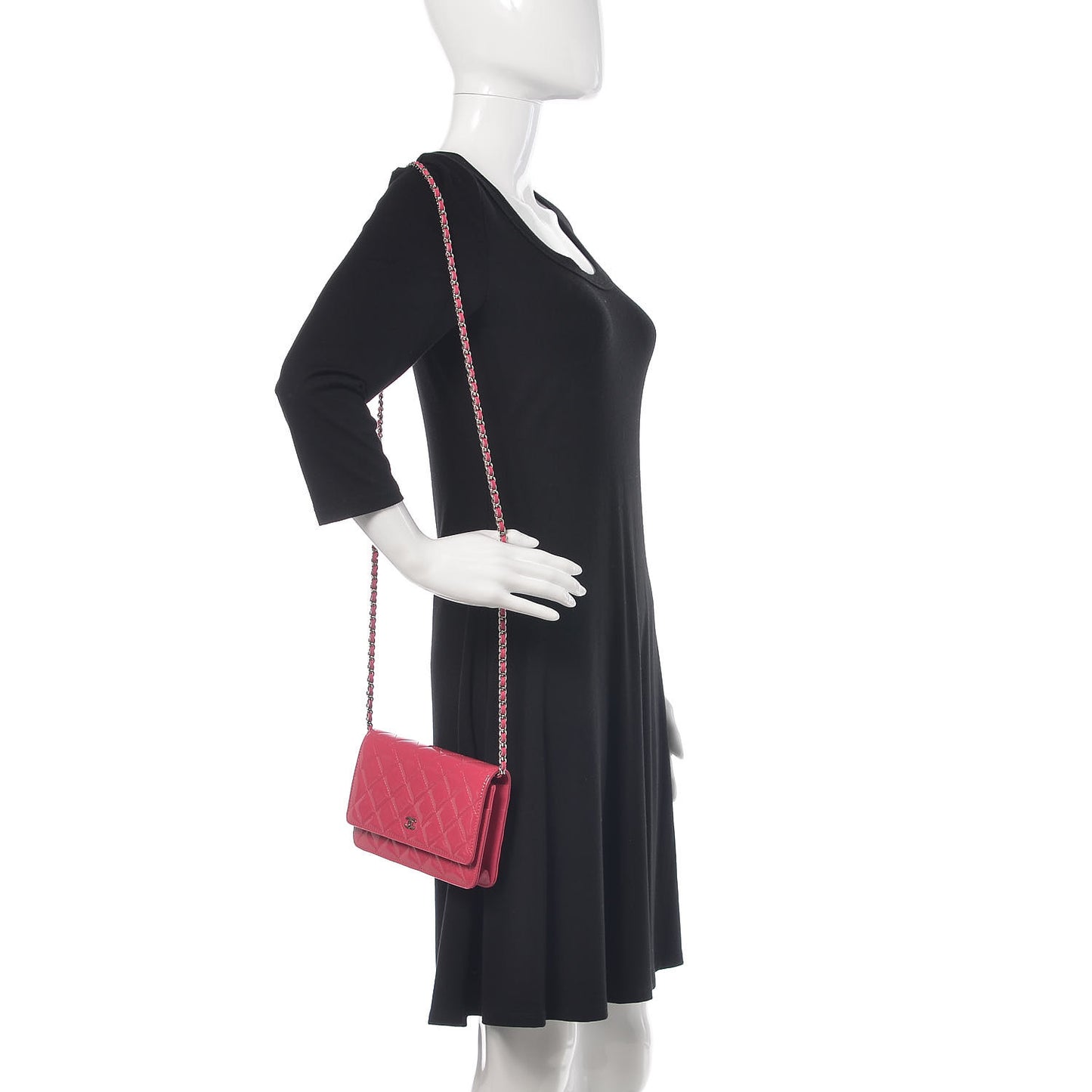 Patent Quilted Wallet On Chain WOC Fuchsia