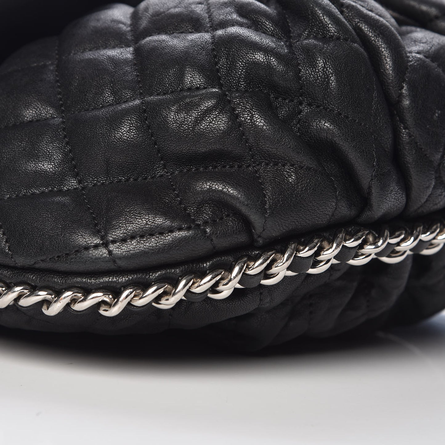 Washed Lambskin Quilted Large Chain Around Messenger Black