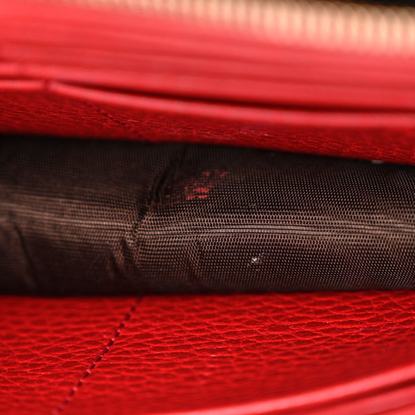 Dollar Calfskin Interlocking G Chain Wallet Red