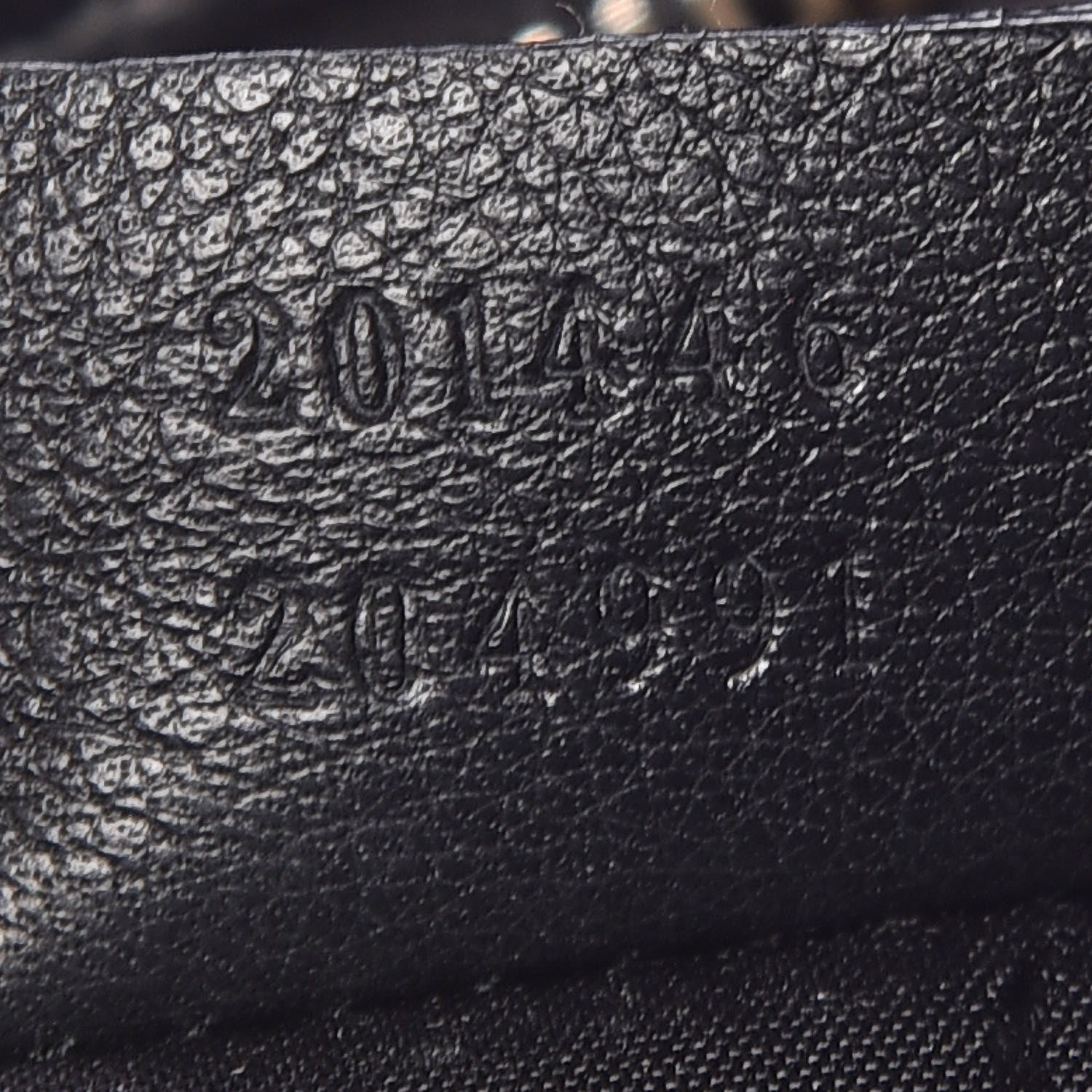 Gucci Guccissima Medium Flat Messenger Bag Black 10 of 10