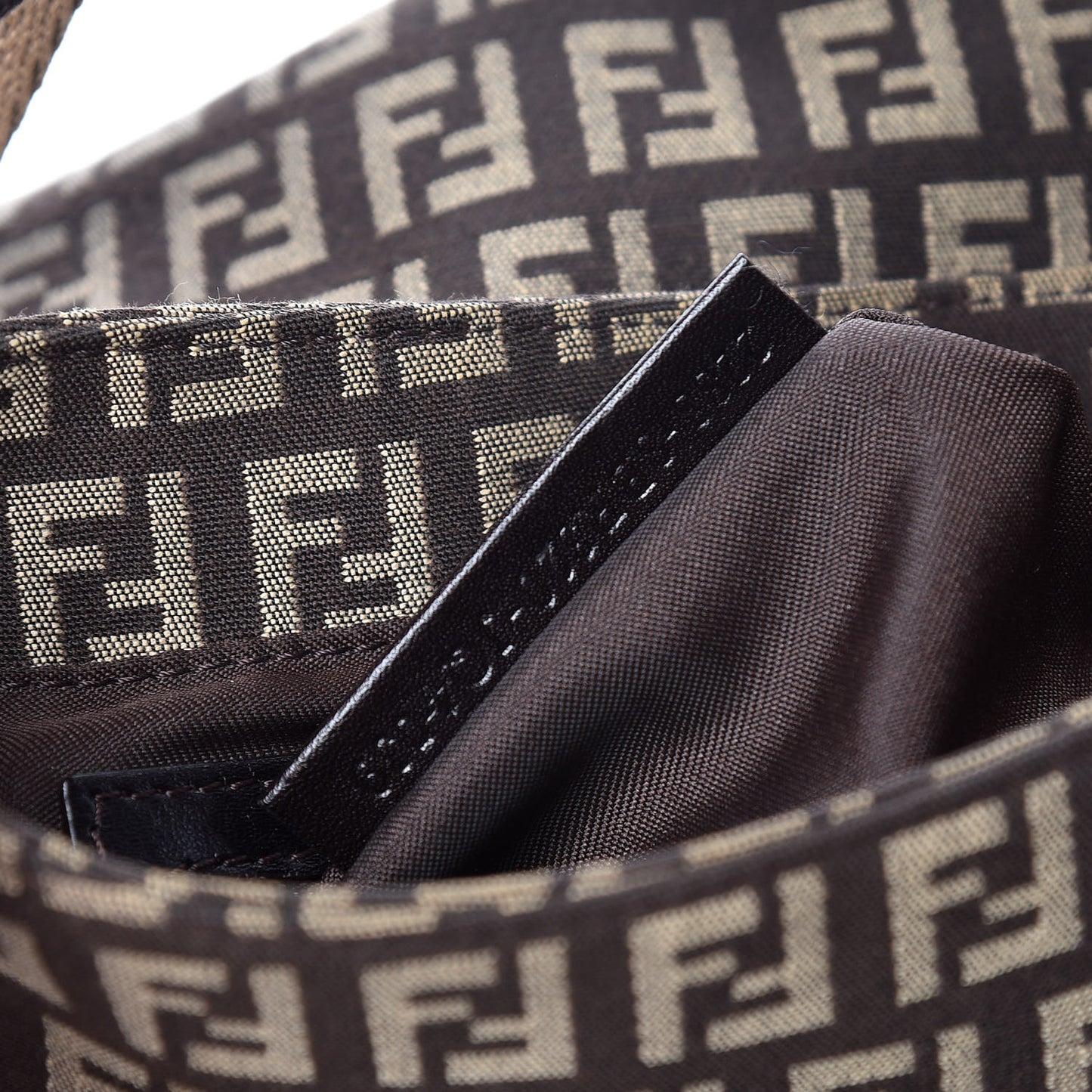 Zucchino Vitello Flap Messenger Satchel Testa di Moro Beige