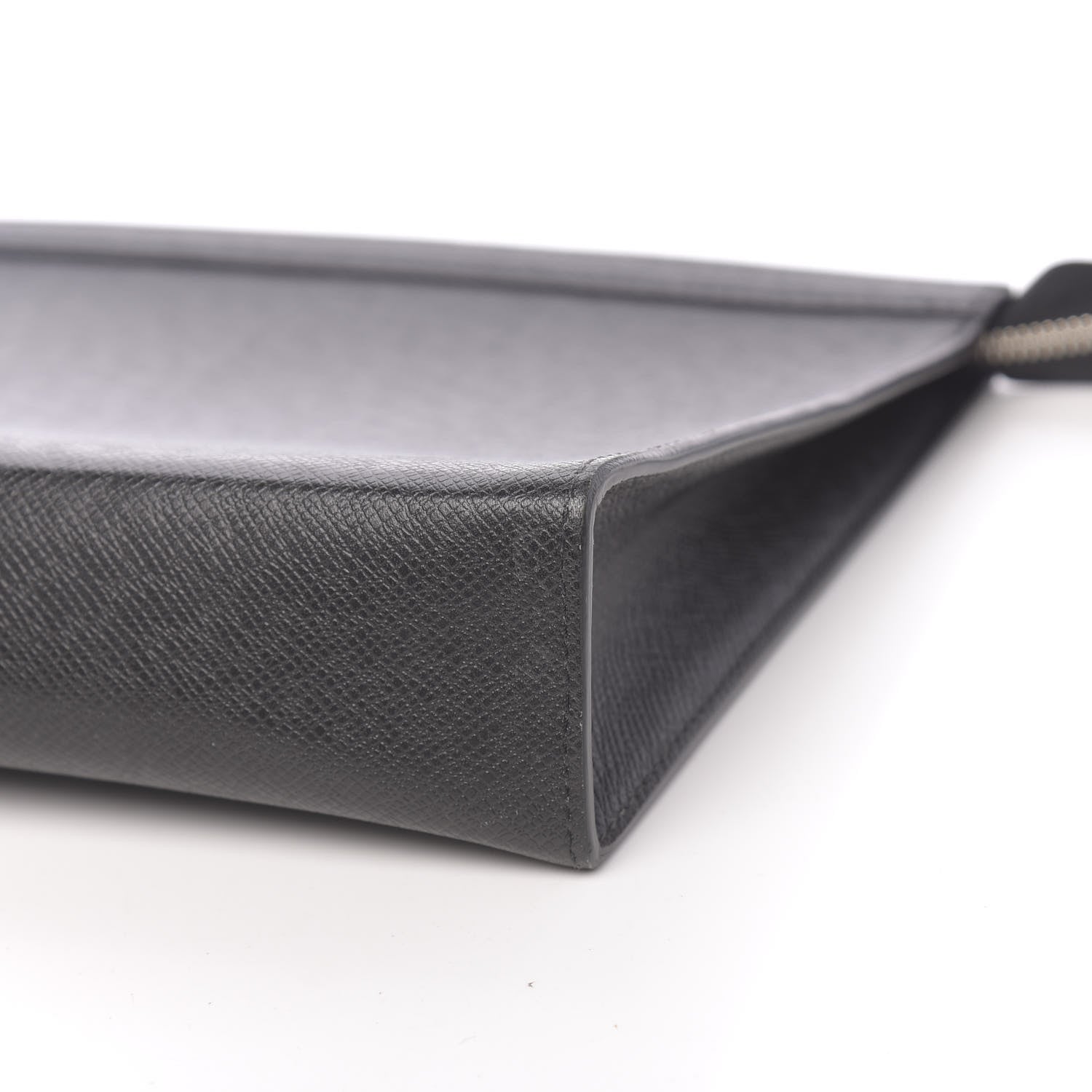 Louis Vuitton Taiga Pochette Voyage MM Ardoise 8 of 10