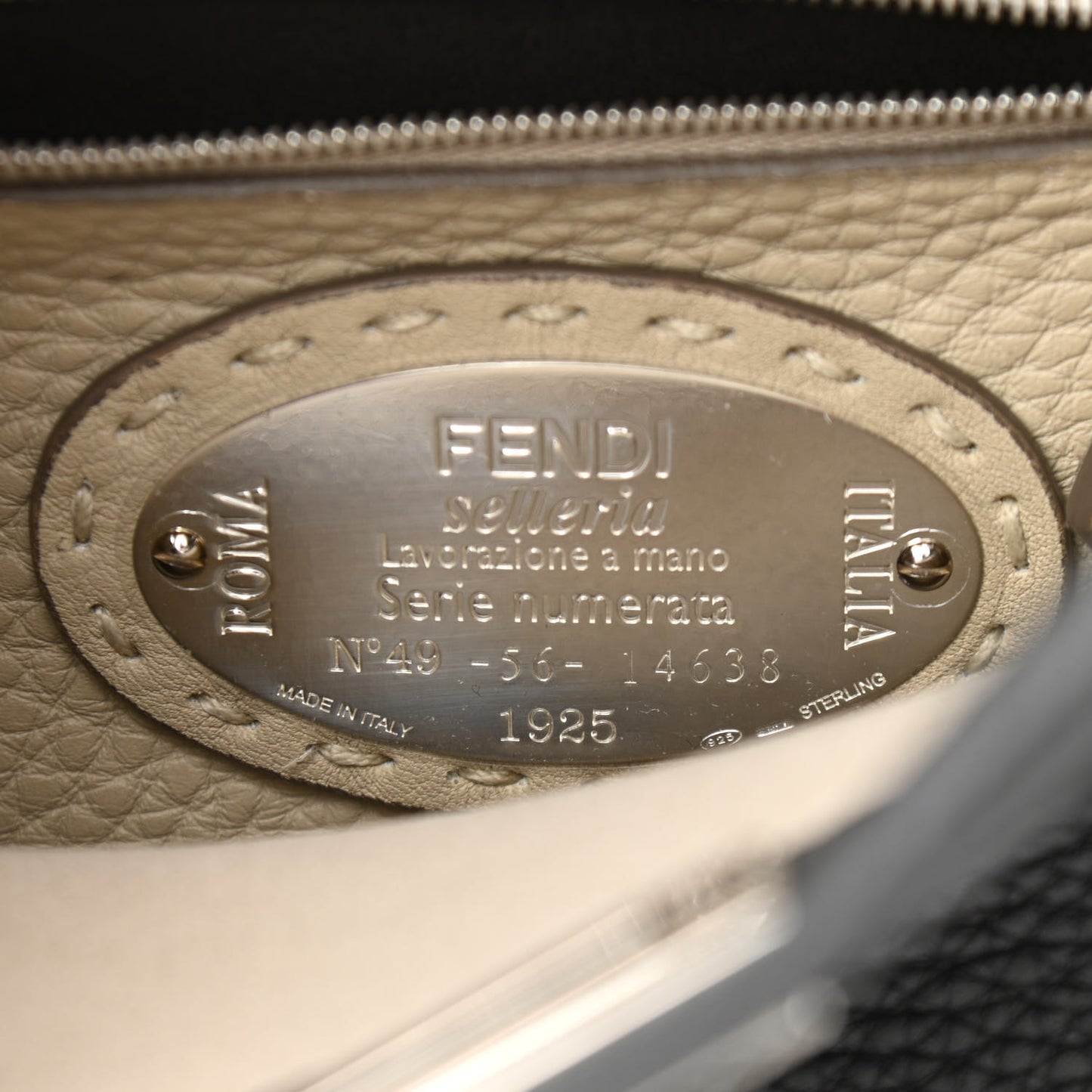Cuoio Romano Selleria Bi-Color Mini Peekaboo Iconic Satchel Asfalto Latte