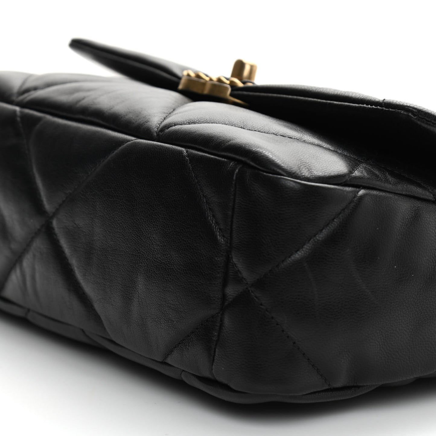 Goatskin Quilted Medium Chanel 19 Flap Black