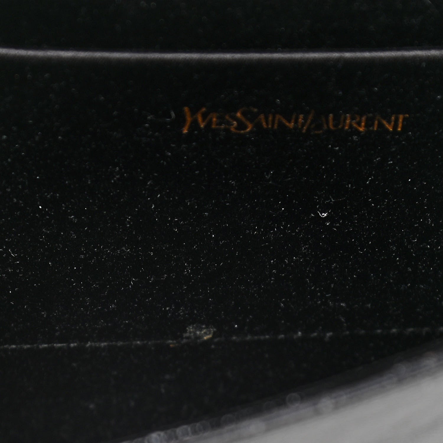 Saint Laurent Textured Patent Monogram Large Belle De Jour Clutch Black 11 of 13