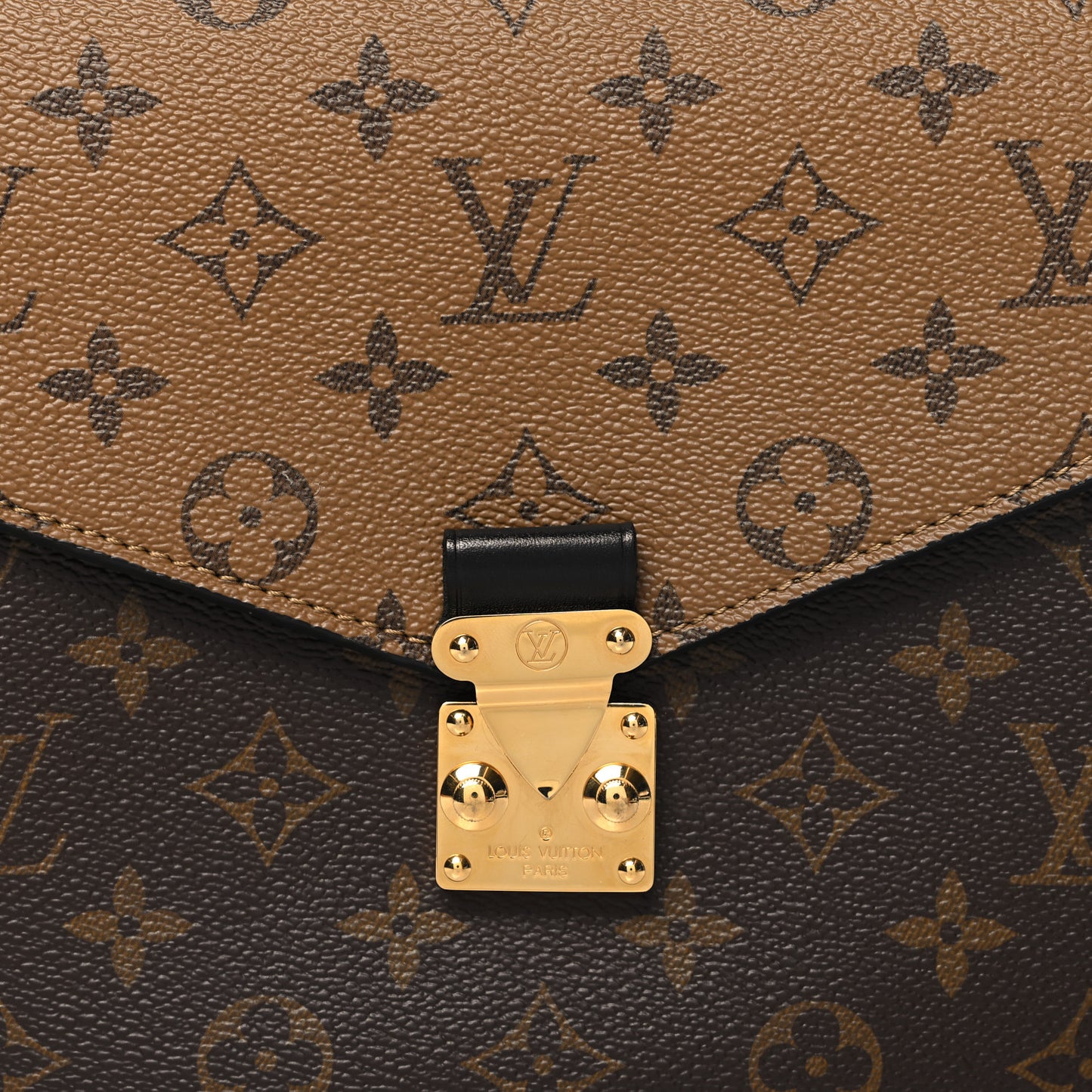 Reverse Monogram Pochette Metis