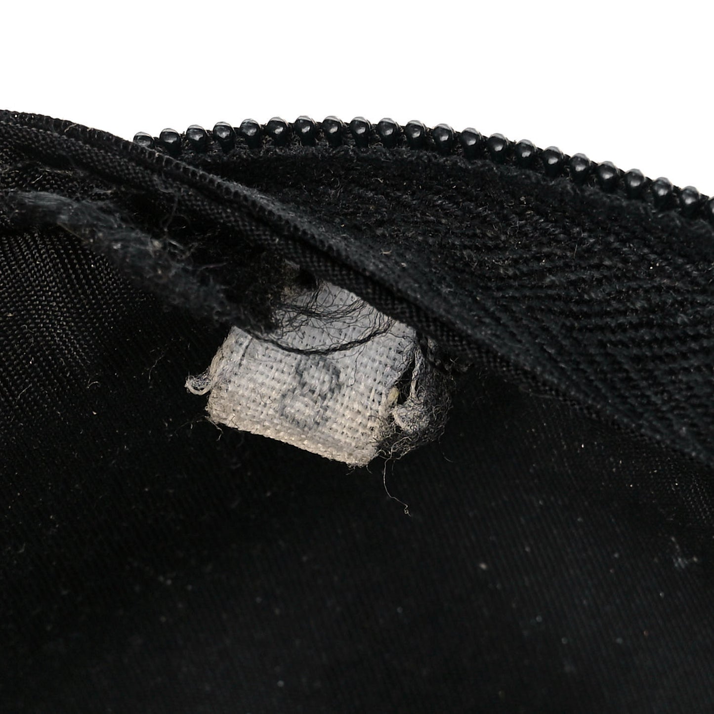 Nylon Tessuto Pouch Black