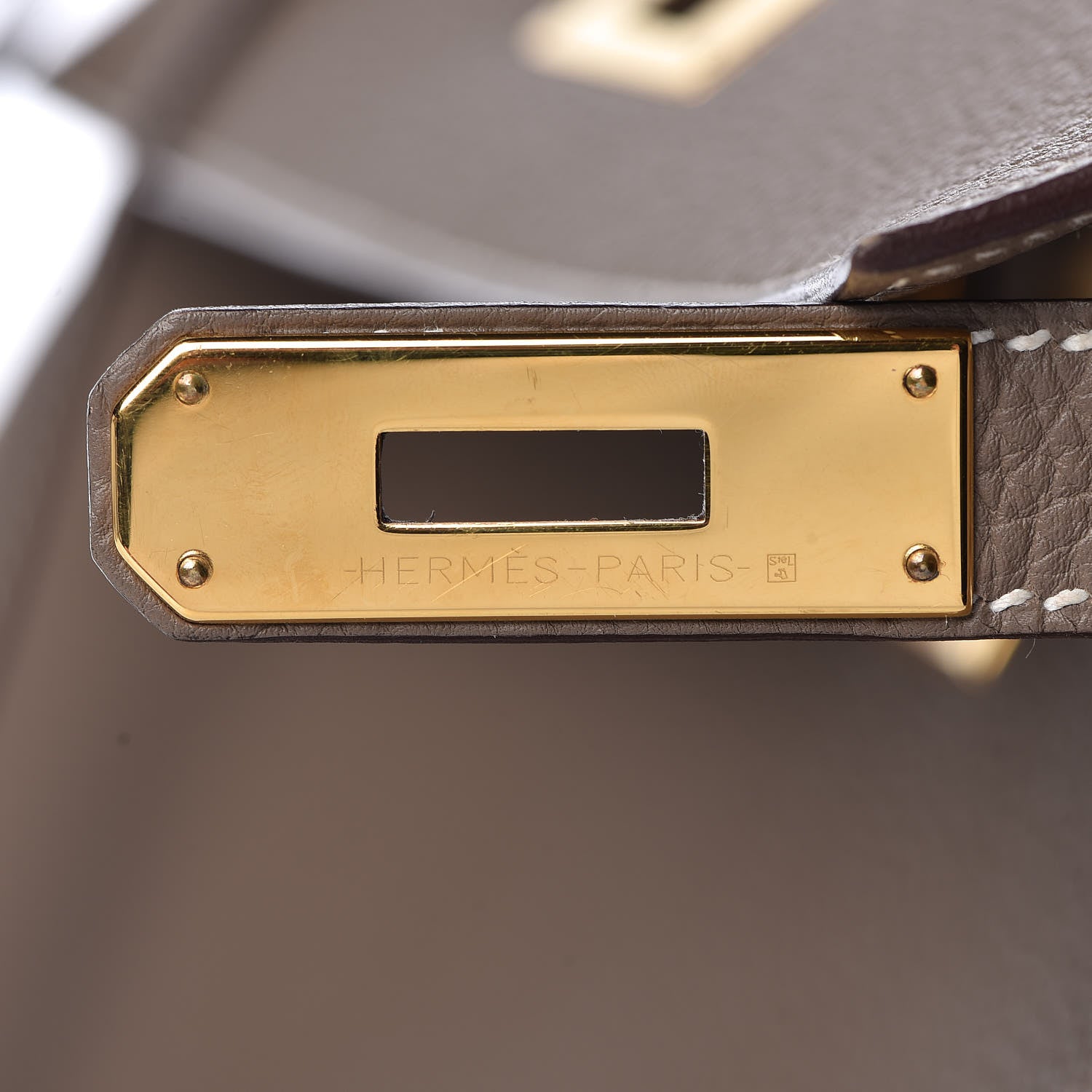 Hermes Togo Kelly Retourne 32 Etoupe 34 of 38