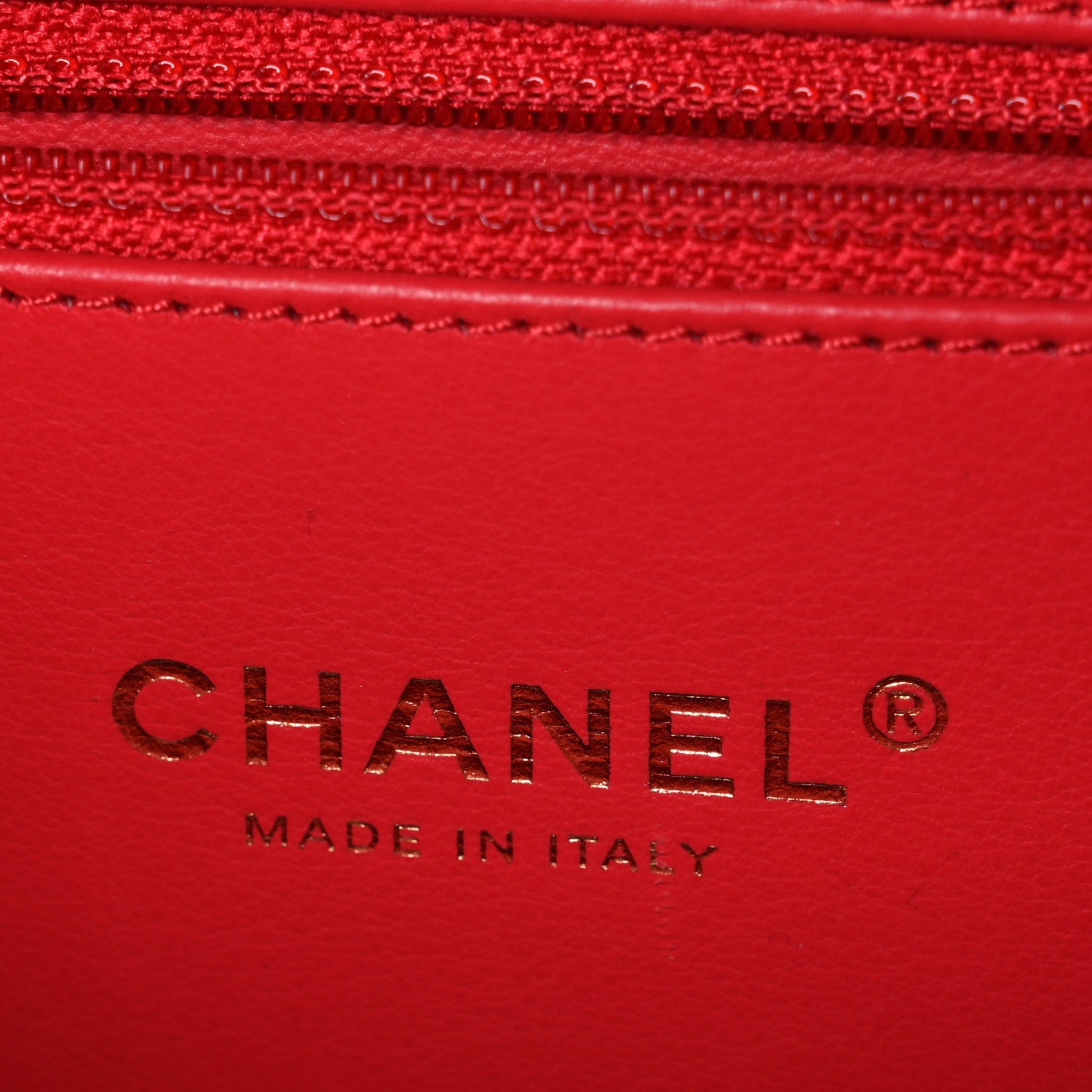 Chanel Caviar Quilted Medium CC Filigree Vanity Case Red 6 of 10