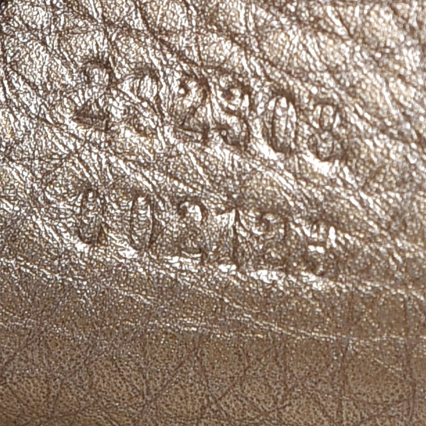Metallic Pebbled Calfskin Large Soho Shoulder Bag Golden Beige