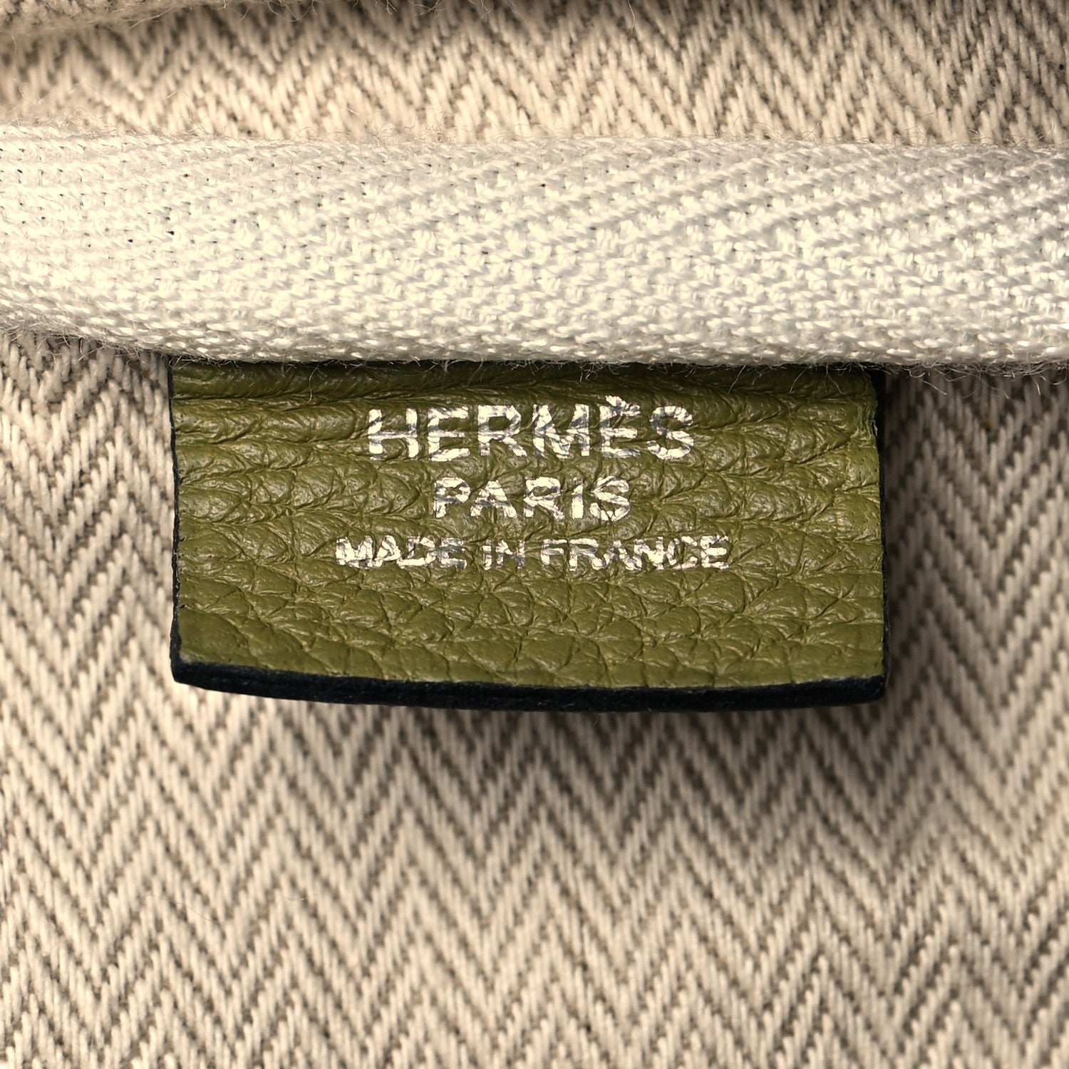 Hermes Taurillon Clemence Victoria II 35 Vert Chartreuse 6 of 10