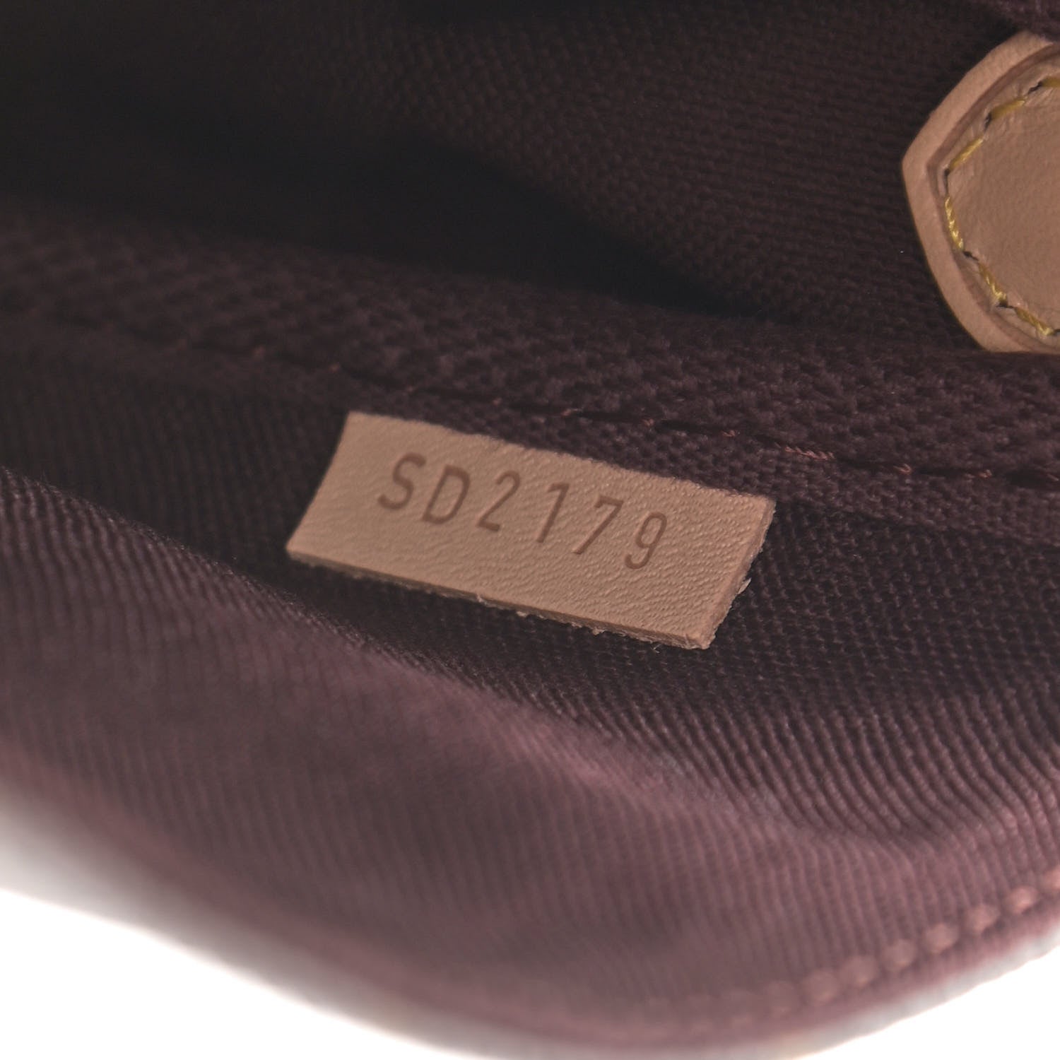 Louis Vuitton Monogram Favorite MM 8 of 10