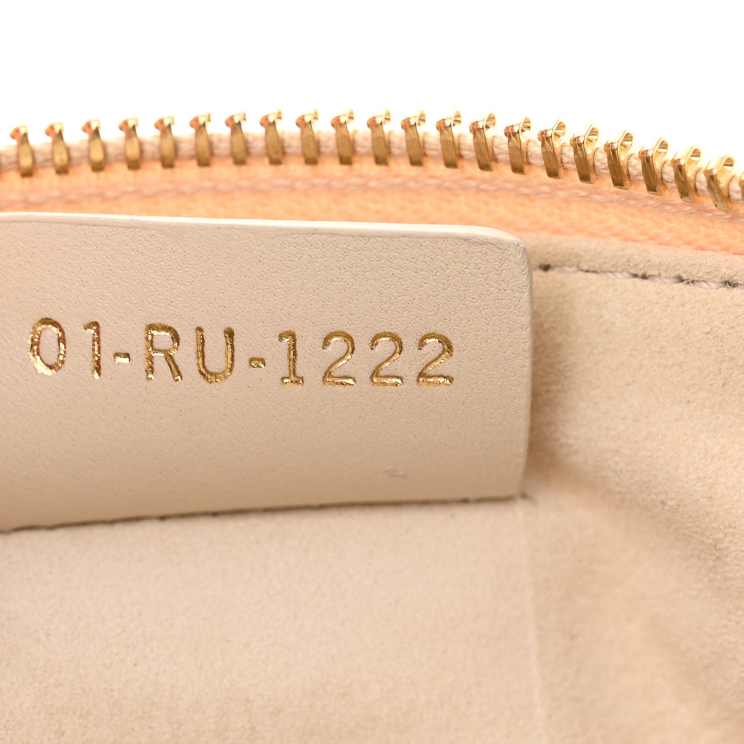 New Line Lambskin Cannage Dior Club Bag Dusty Ivory