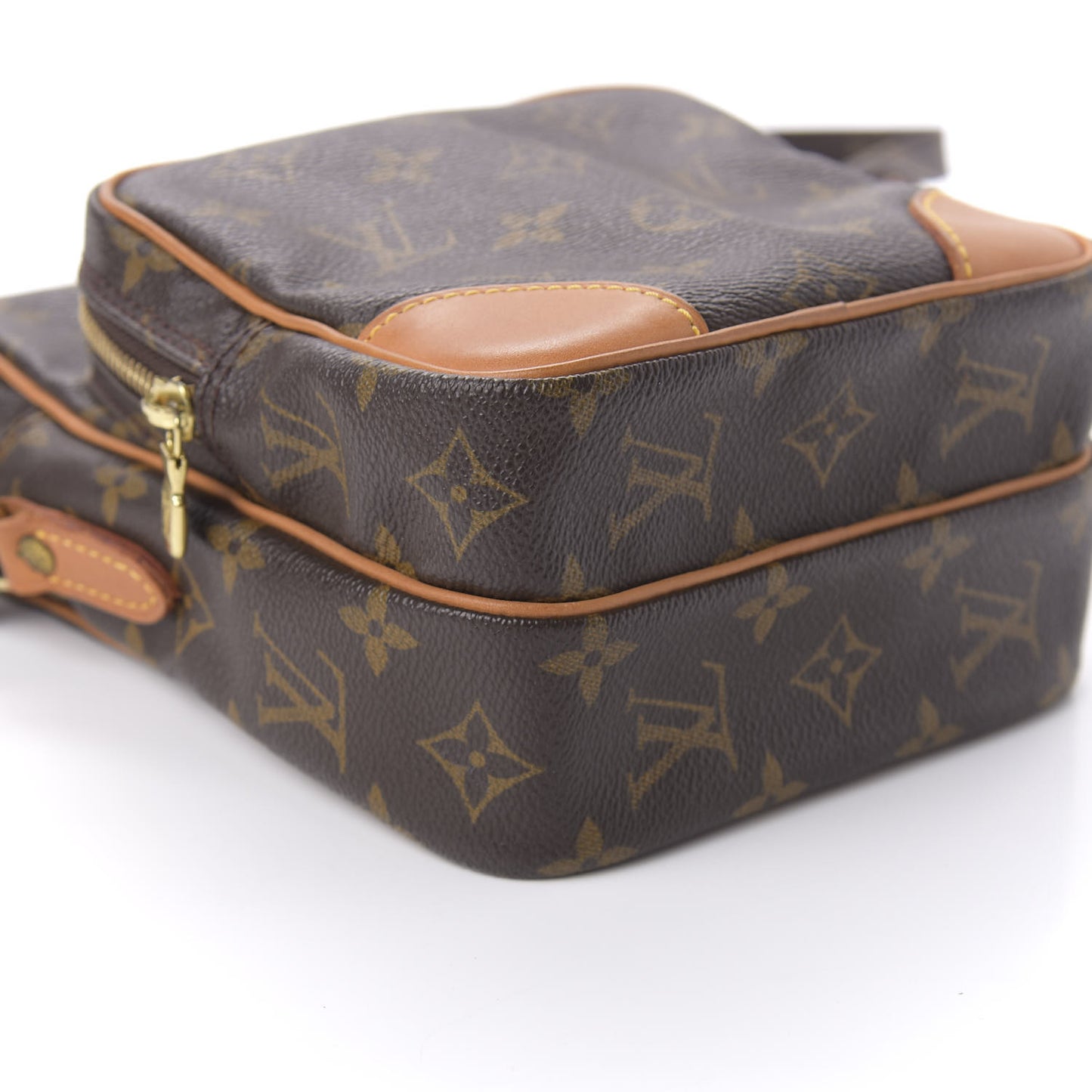 Monogram Amazone