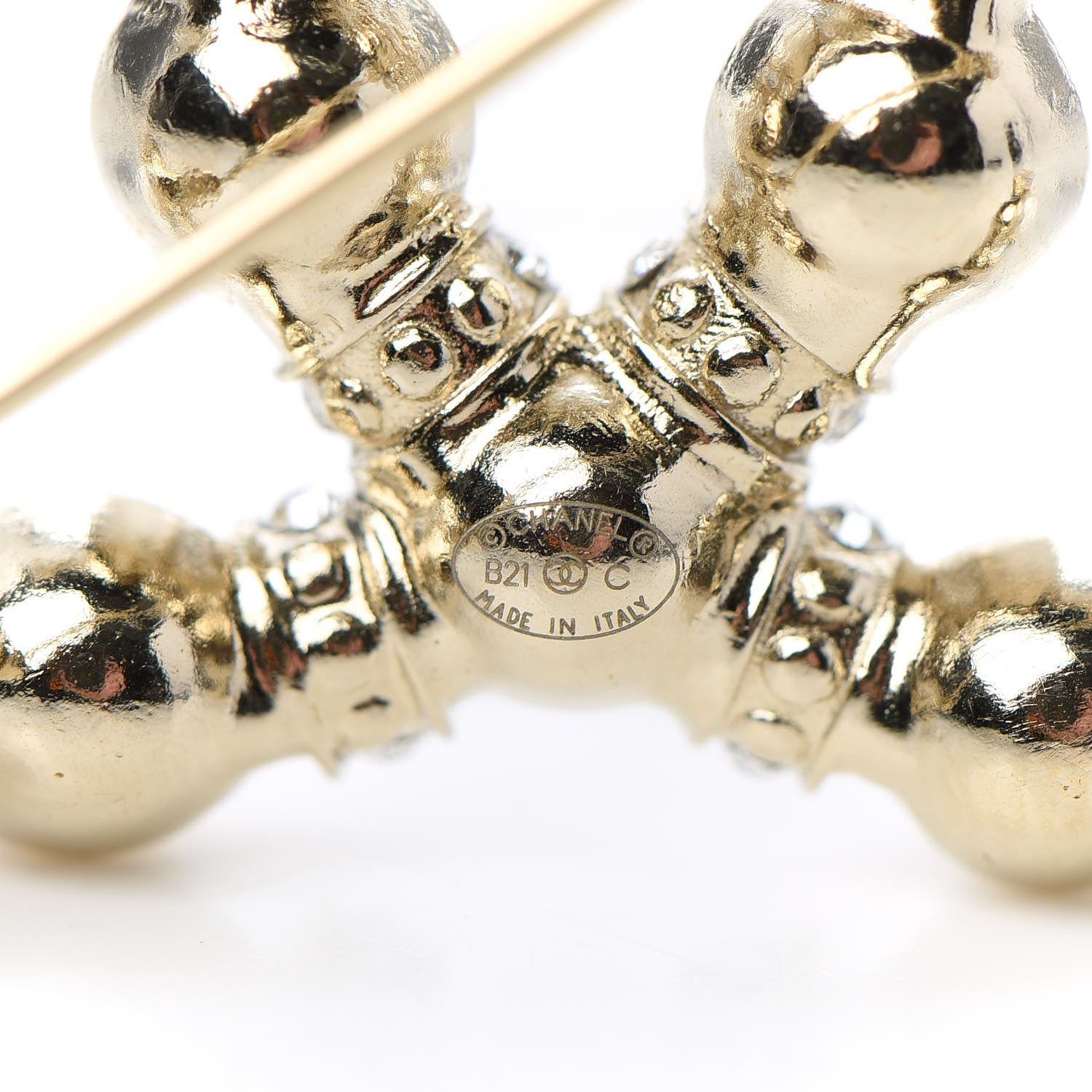 Chanel Pearl Crystal Nefertiti CC Brooch Gold 4 of 5