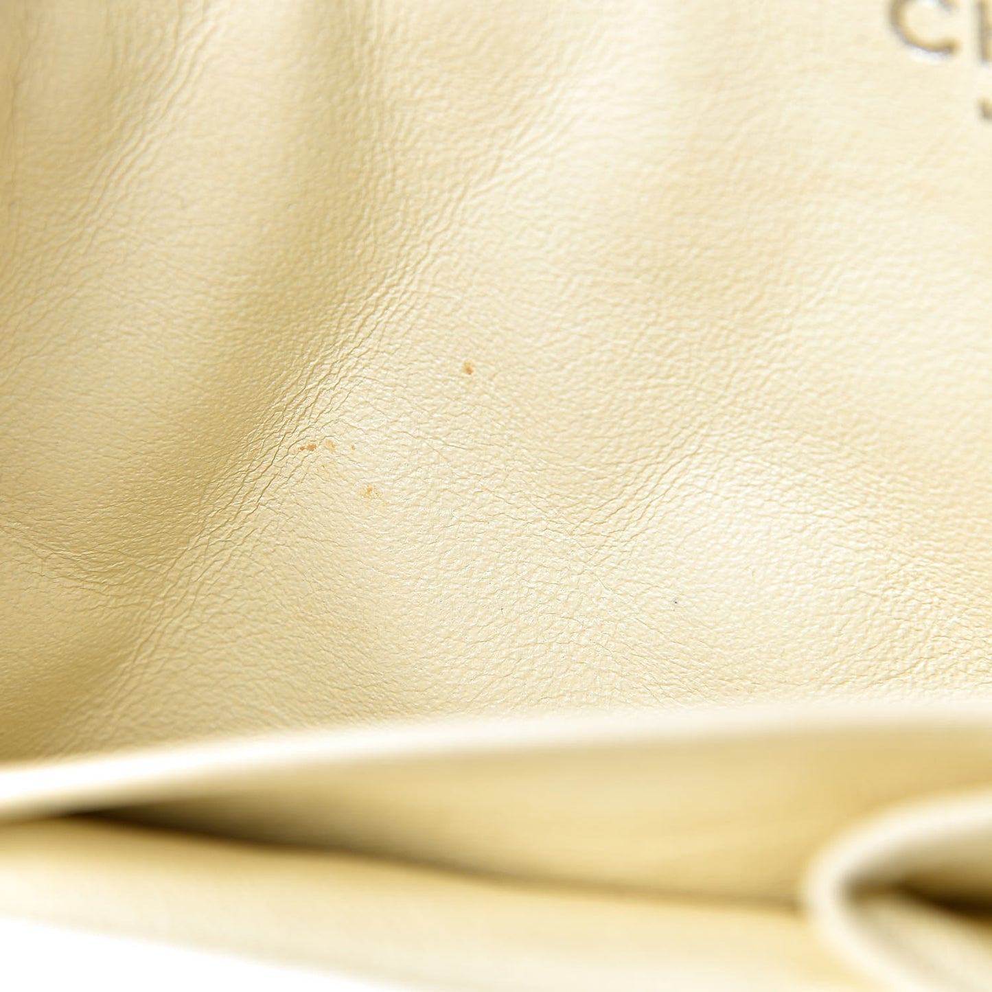 Caviar Quilted East West Flap White